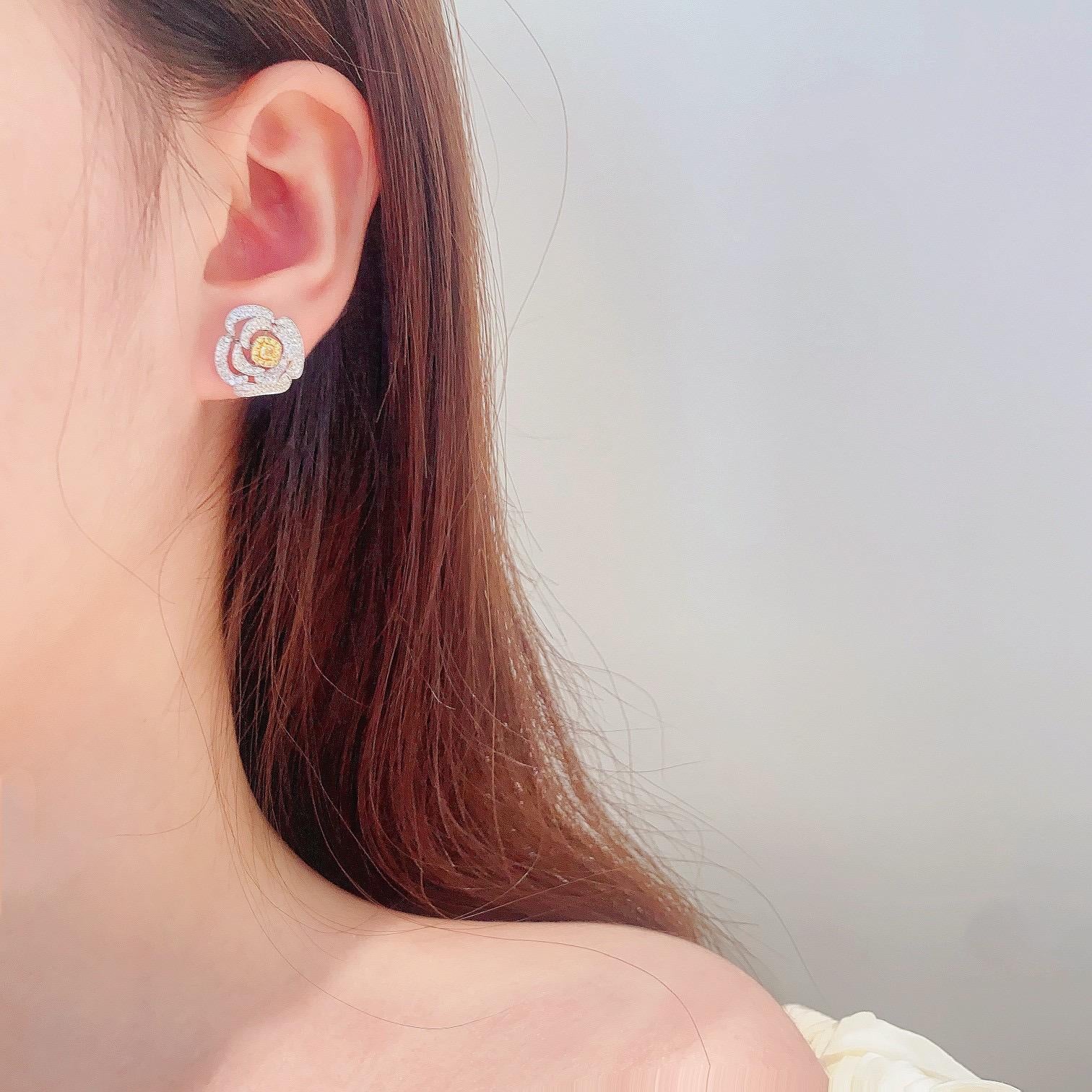 Cushion Cut 18K White Gold Yellow Diamond Earrings For Sale