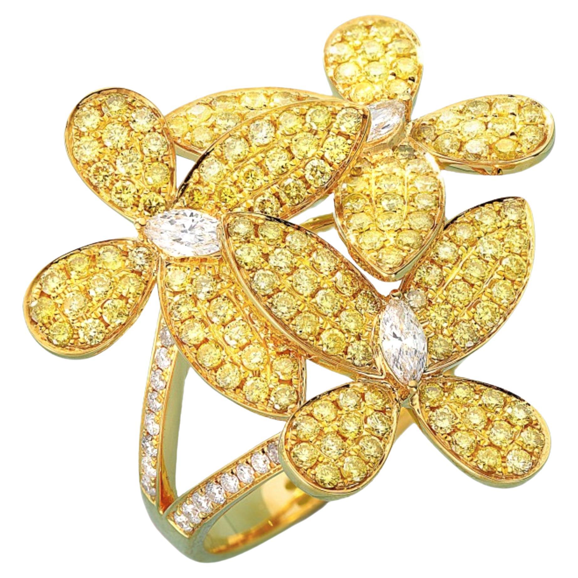 Anillo Flor Diamante Amarillo Oro Blanco 18K