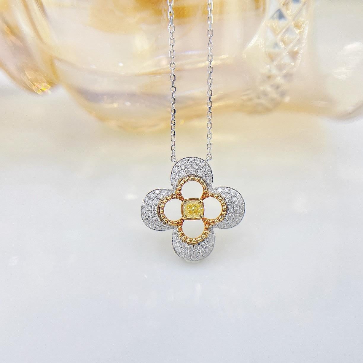 Collana in oro bianco giallo 18 carati

Oro bianco 18K - 4,28 GM
Diamanti gialli - 0,22 CT
Diamanti Whiting - 0,33 CT

Le classiche collane di diamanti di Nurati Jewelry affascinano con il loro squisito design a fiocco di neve. Sapientemente