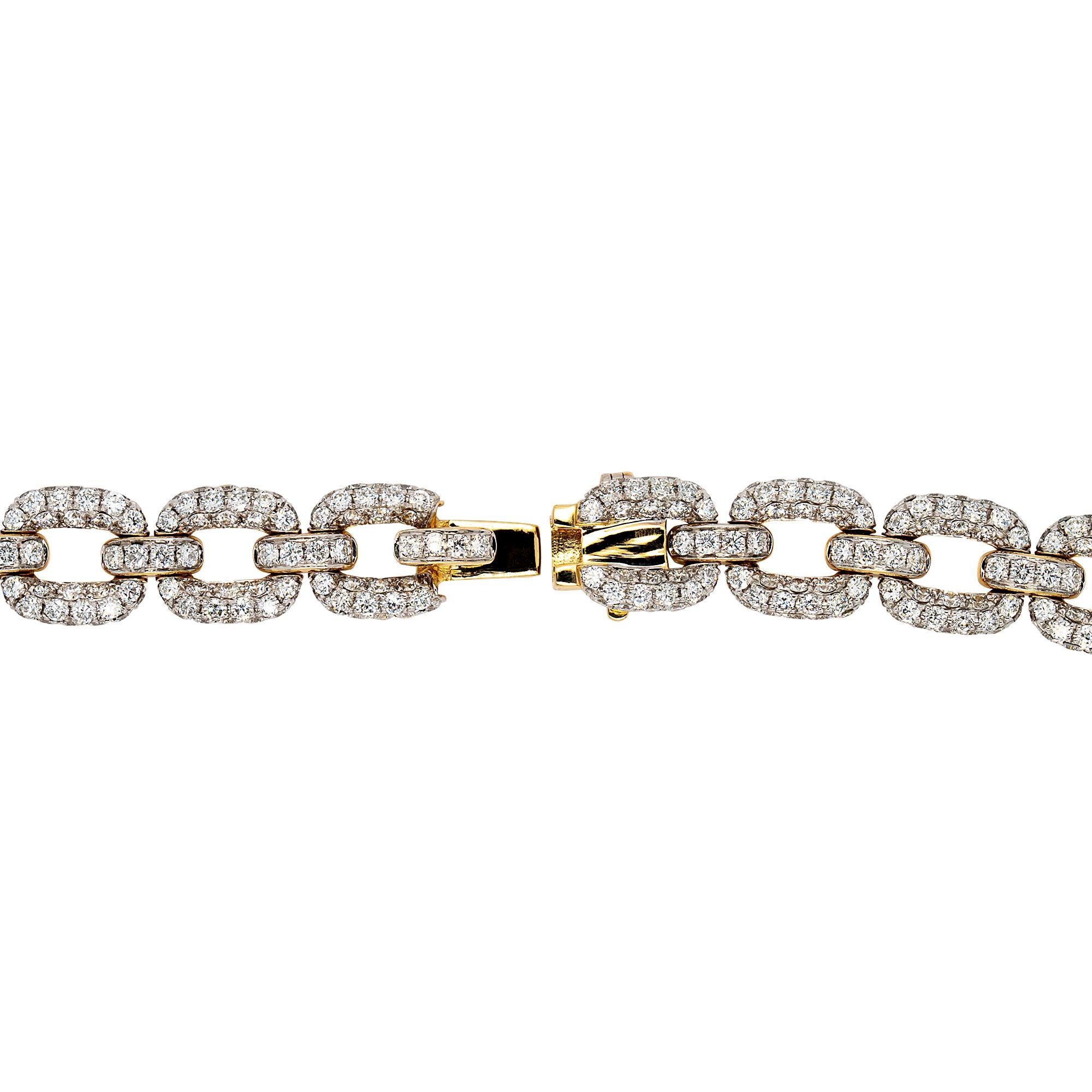 Women's 18k White Gold & Yellow Gold 27.89ct Round Brilliant Diamonds Link Necklace For Sale