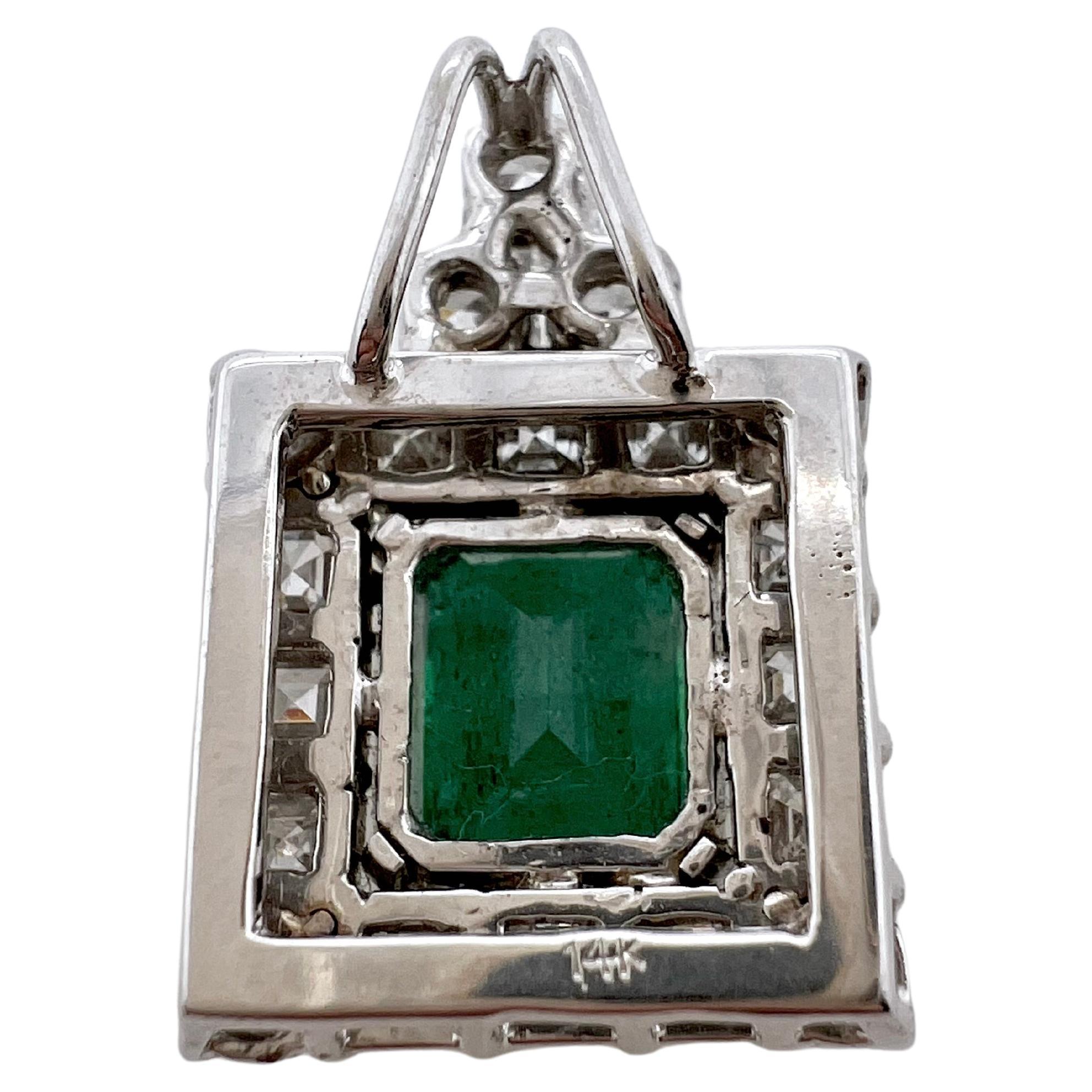 Contemporary 18k White Gold Zambian Emerald Pendant with Asscher & Round Cut Diamond For Sale