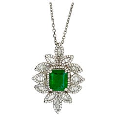 18k White Gold Zambian Emerald Pendant with Diamonds