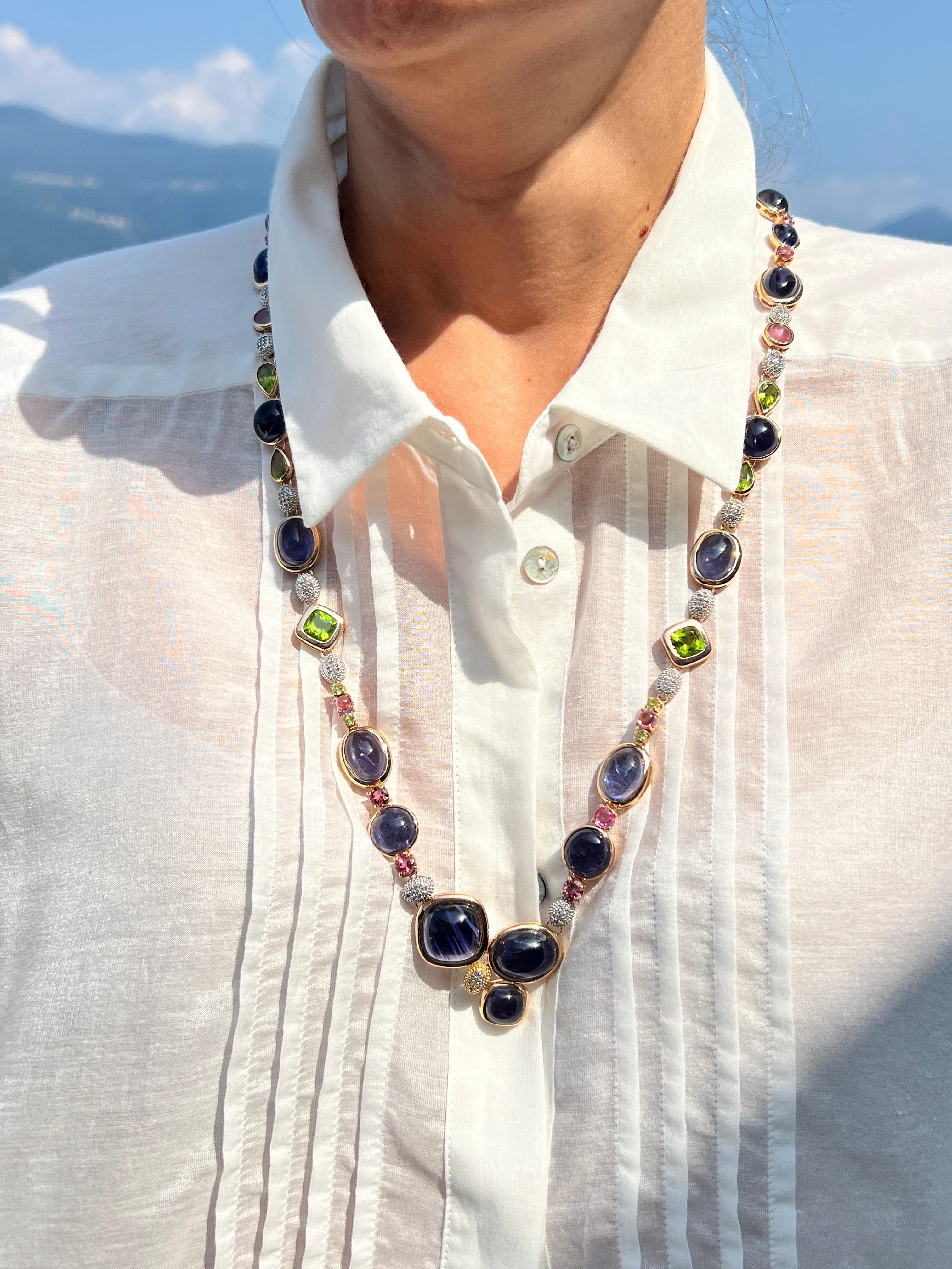 Or blanc 18 carats, tourmaline, tourmaline et péridot  Collier moderne unique en diamants Unisexe en vente