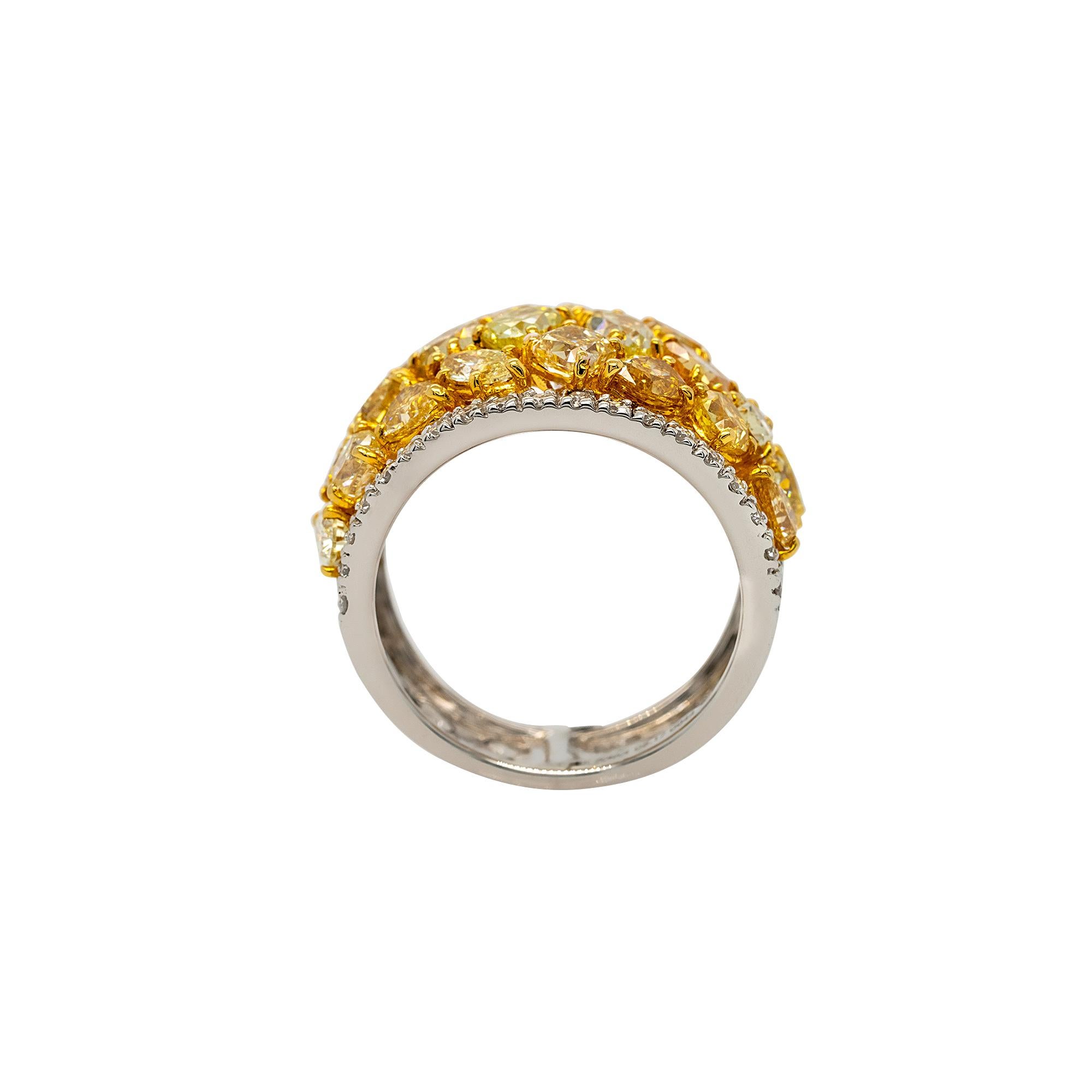Women's 18k White & Yellow Gold 0.44ct Round Brilliant and 5.17ct Fancy Color Dia Ring For Sale