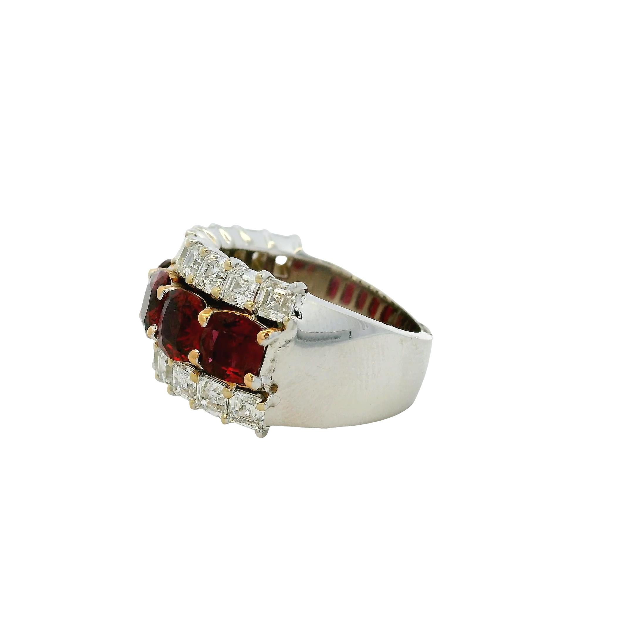 18 Karat Weiß- und Gelbgold 3 Reihen 4,85 Karat Rubin Natürlicher Diamantring mit Asscher-Schliff Damen im Angebot