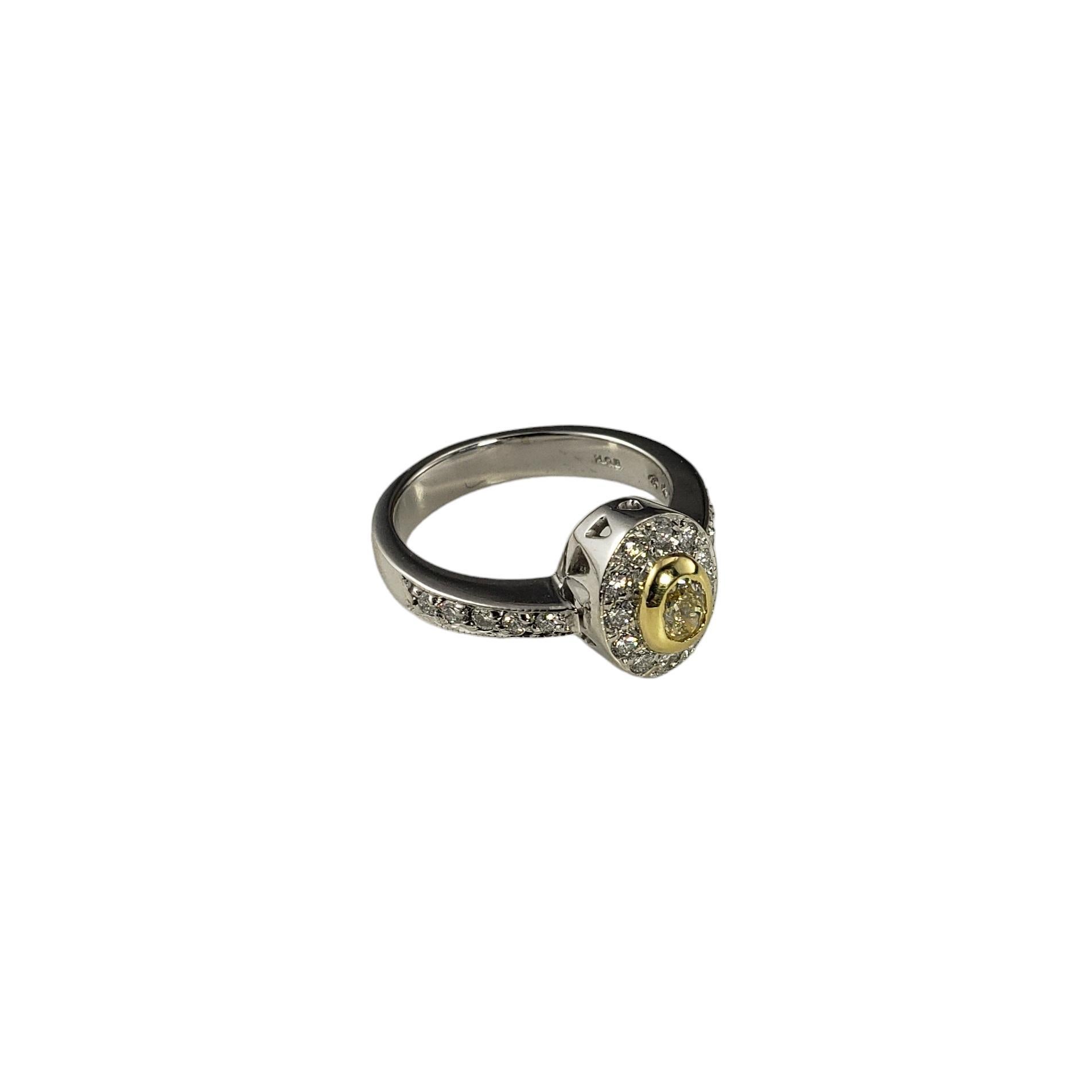 Bague de fiançailles en or blanc et jaune 18 carats avec diamants taille 6,5  #17330 Bon état - En vente à Washington Depot, CT
