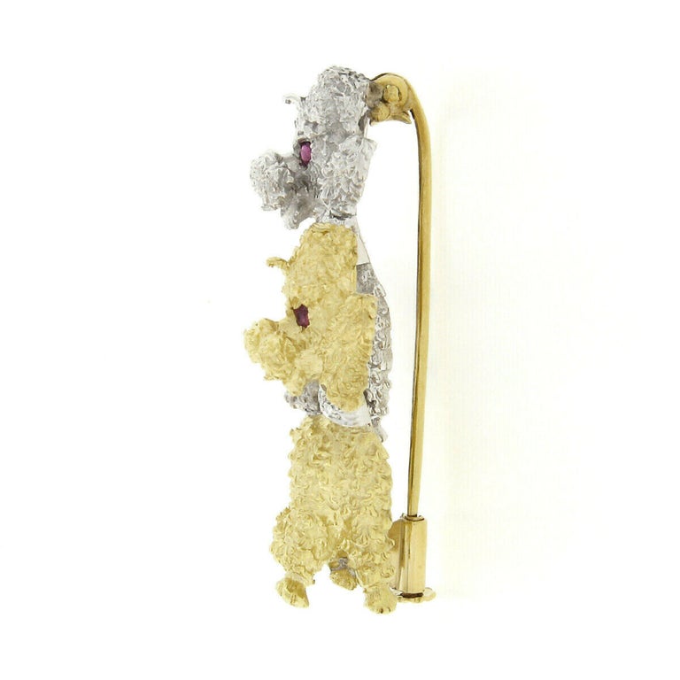 Round Cut 18K White & Yellow Gold Diamond & Ruby Textured Detailed Poodle Dogs Pin Brooch For Sale