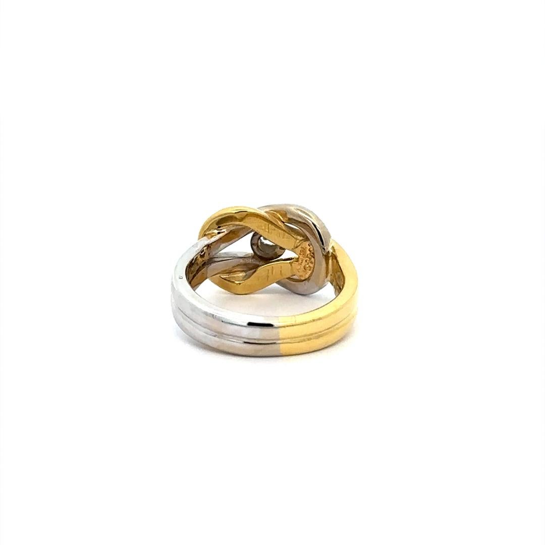 18k White & Yellow Gold Interlocking Knot 0.12ctw Round Diamond Solid Band Ring For Sale 3
