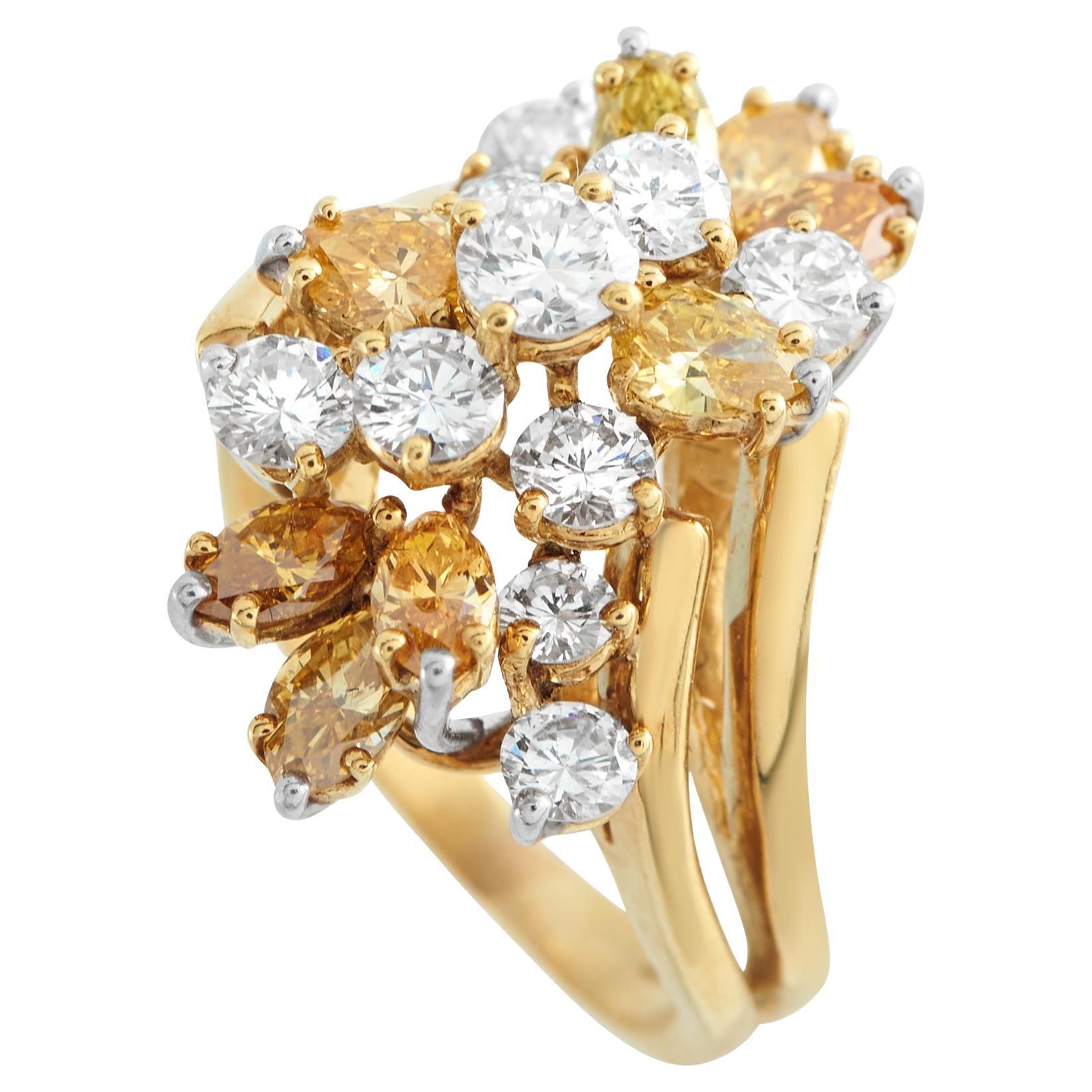 18K Yellow and White Gold 3.0 ct Fancy Diamond Cluster Ring MF07-020226 For Sale