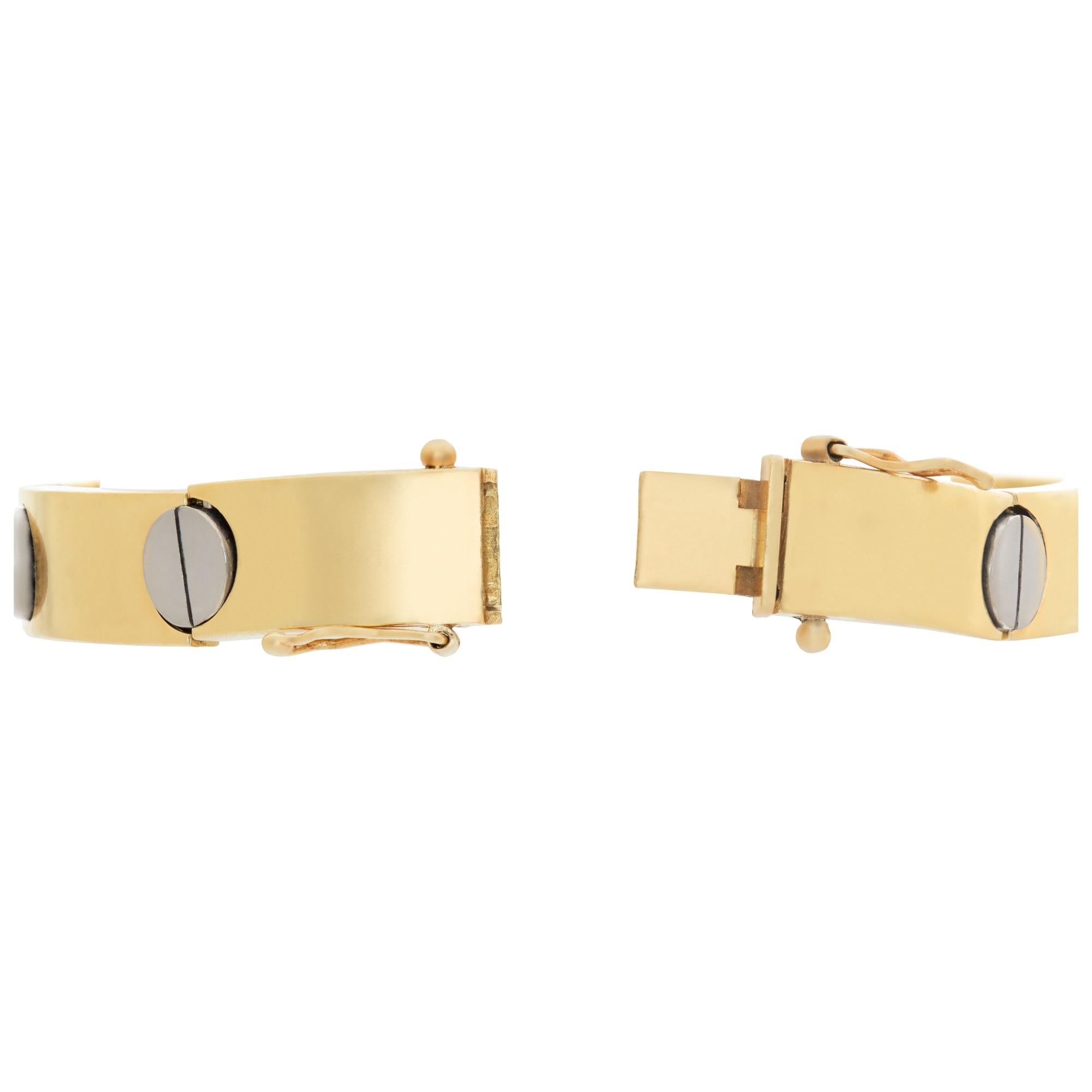 Armband aus 18 Karat Gelb- und Weißgold im Zustand „Hervorragend“ in Surfside, FL