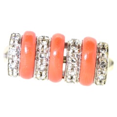 matchstick ring 18K Yellow and White Gold, Diamond and Coral Vintage Ring