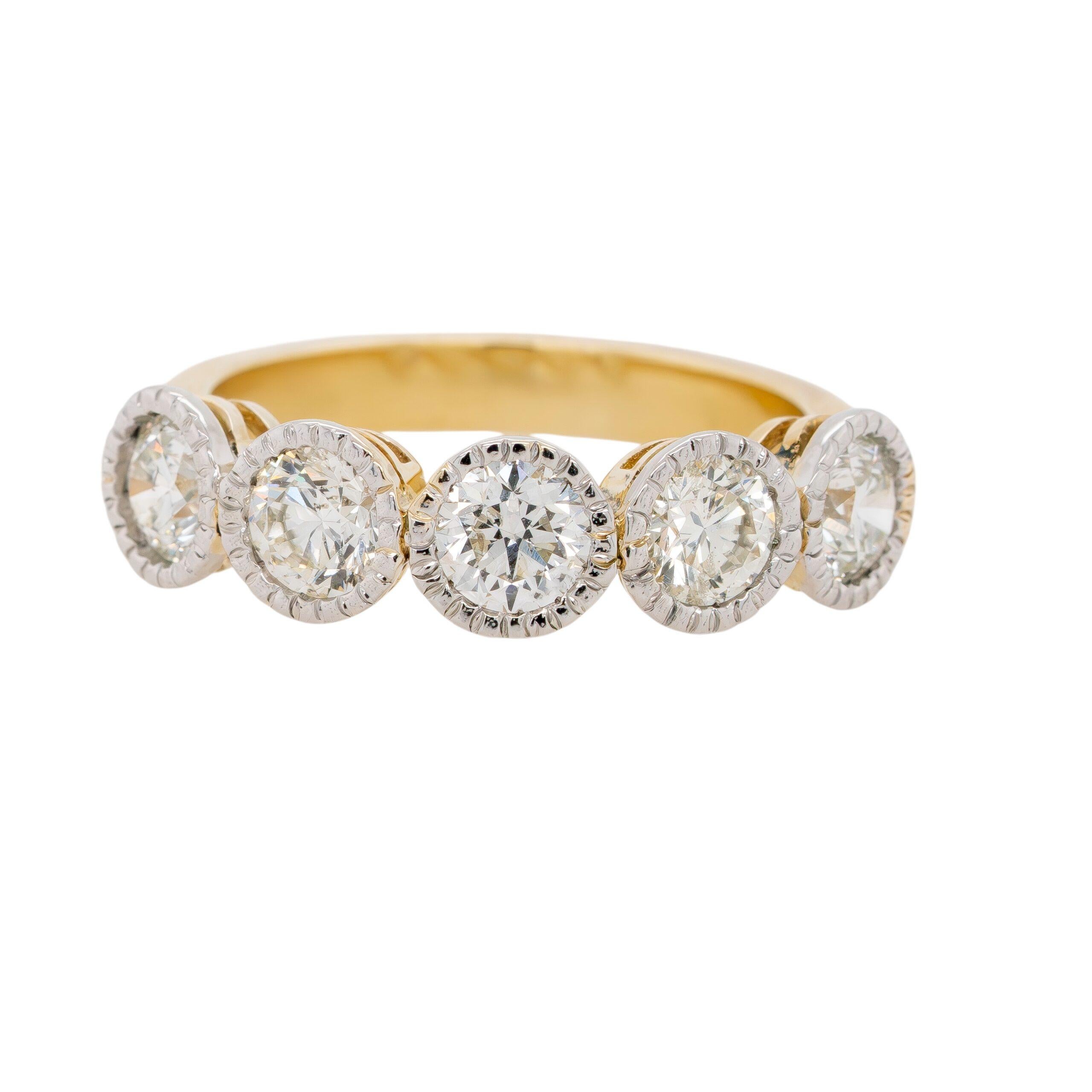Bracelet en or jaune et blanc 18k serti de diamants en vente 4