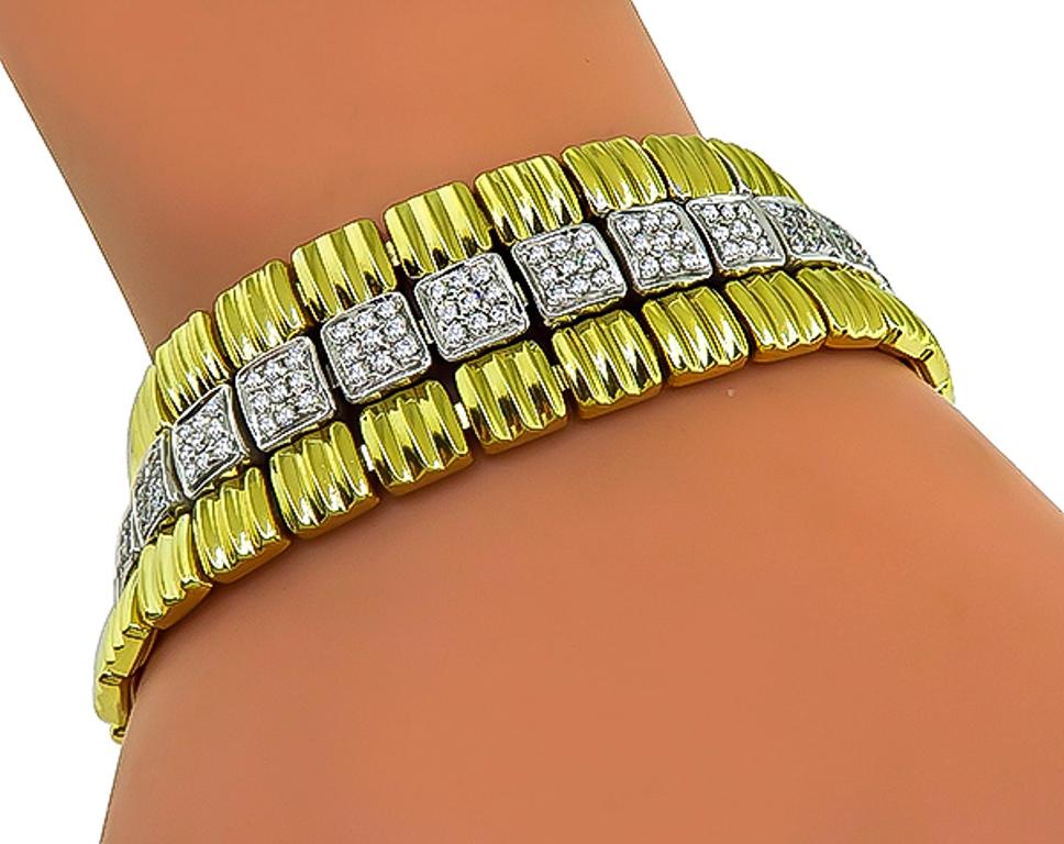 Round Cut 18 Karat Yellow and White Gold Diamond Bracelet For Sale