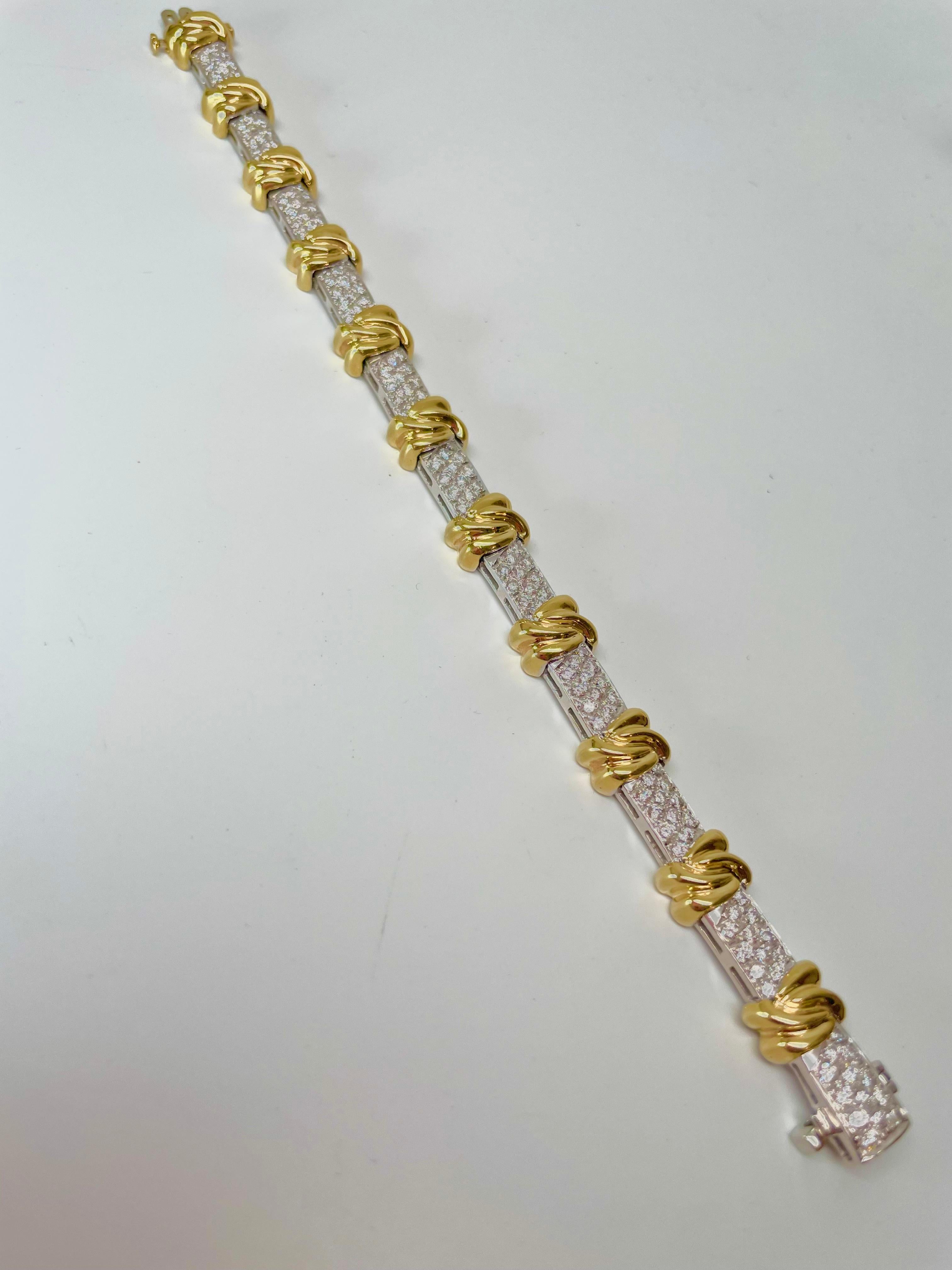 Brilliant Cut 18k Yellow and White Gold Diamond Bracelet For Sale