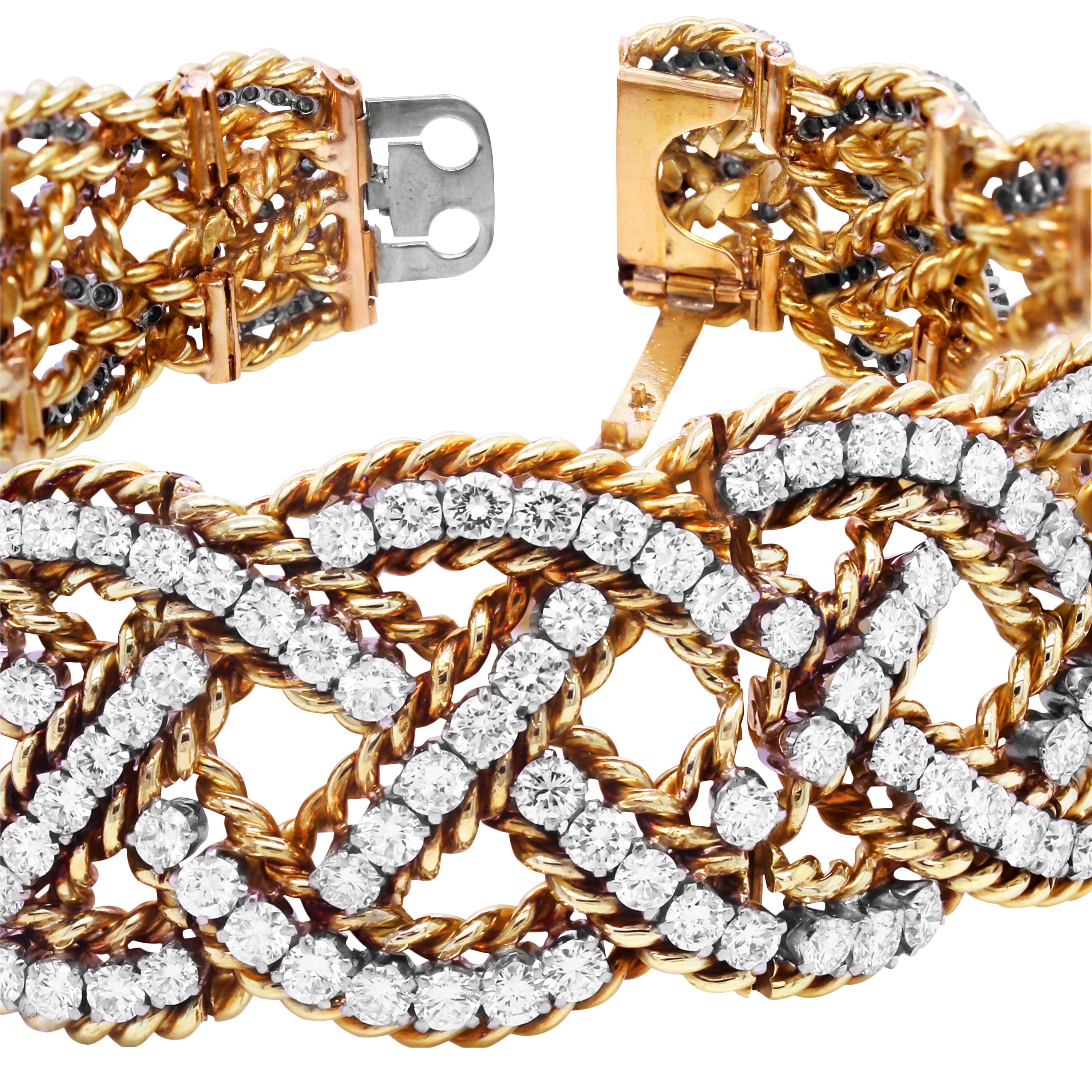 Round Cut 18K Yellow and White Gold Diamond Graduated Links Twisted Style Retro Bracelet
