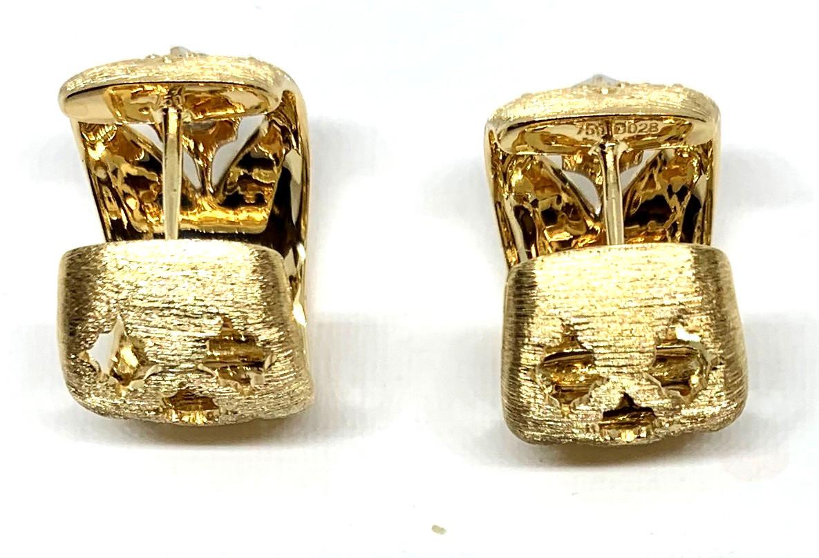 Taille ronde Créoles en or jaune et blanc avec diamants Florentine  en vente