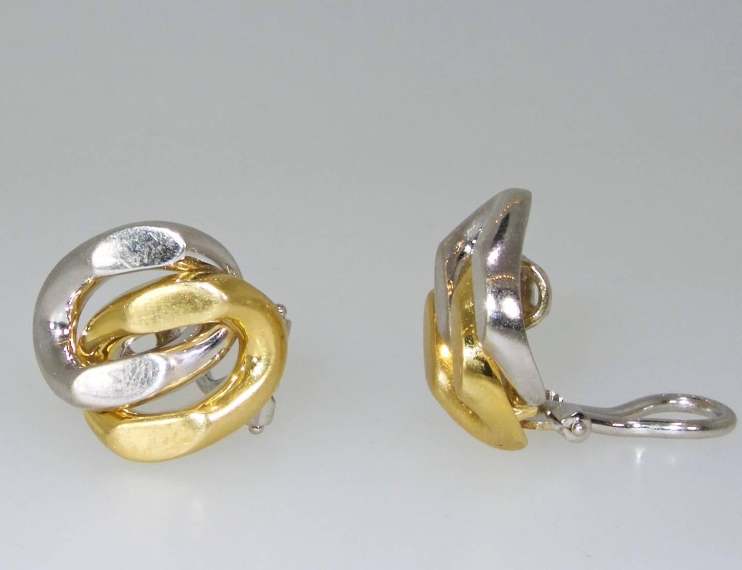 Contemporary 18 Karat Yellow and White Gold Earrings