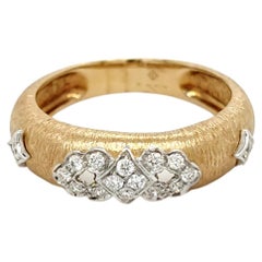 18K Yellow and White Gold Elegant Diamond Openwork Ring in Florentine Finish