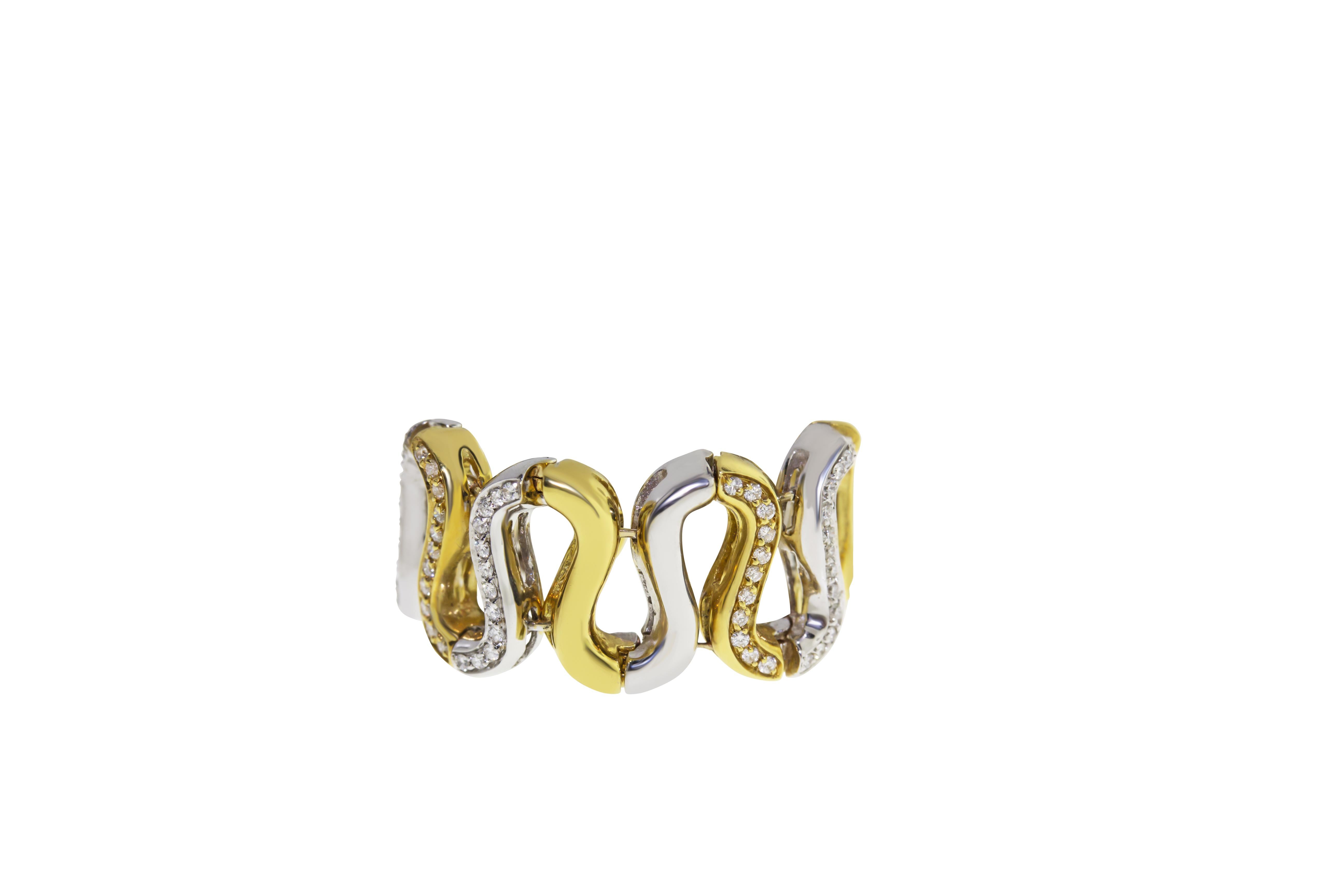 Round Cut 18 Karat Yellow and White Gold Fashion Snake S-Link Diamond Ring For Sale
