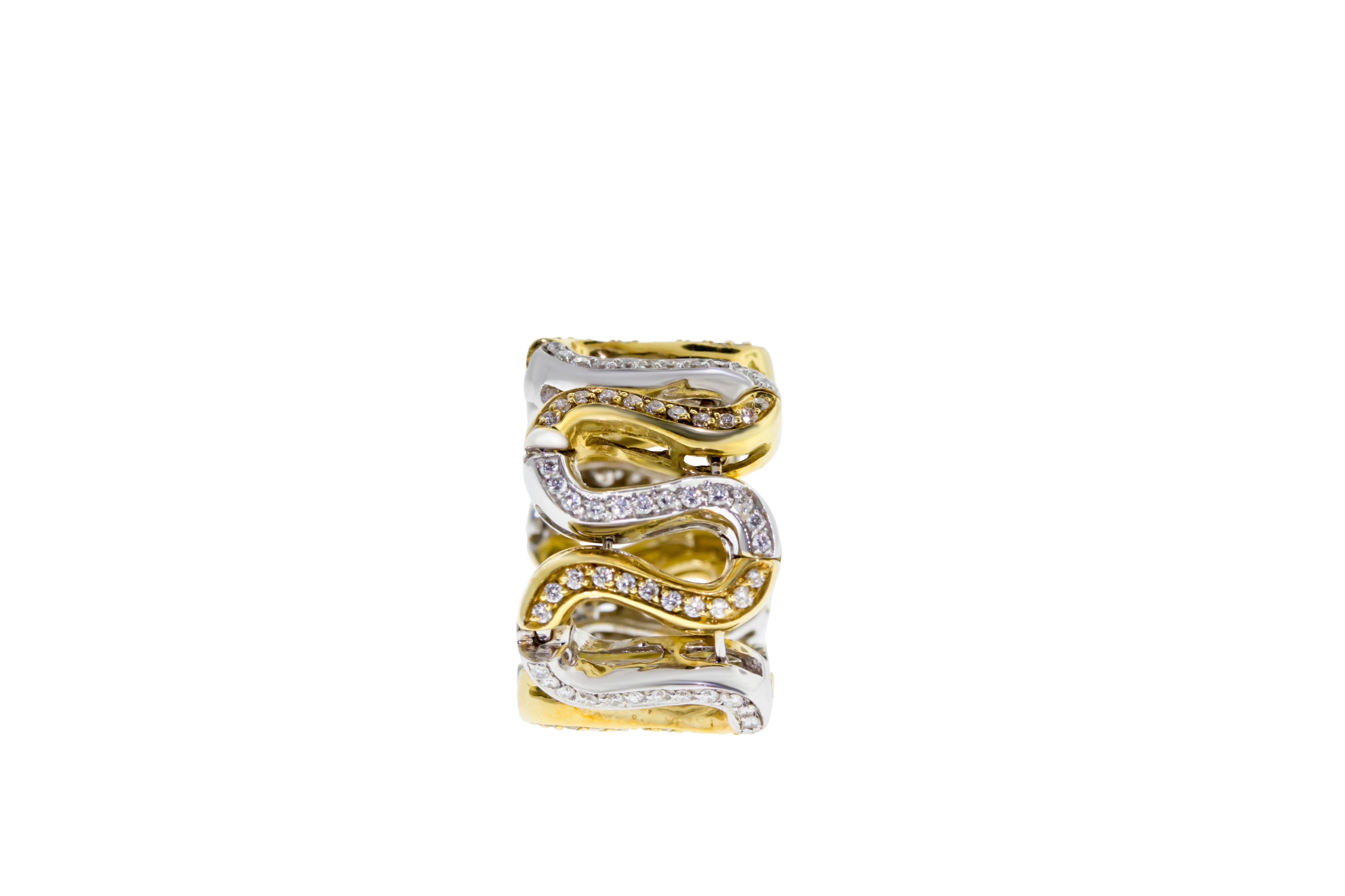 18 Karat Yellow and White Gold Fashion Snake S-Link Diamond Ring In New Condition For Sale In New York, NY