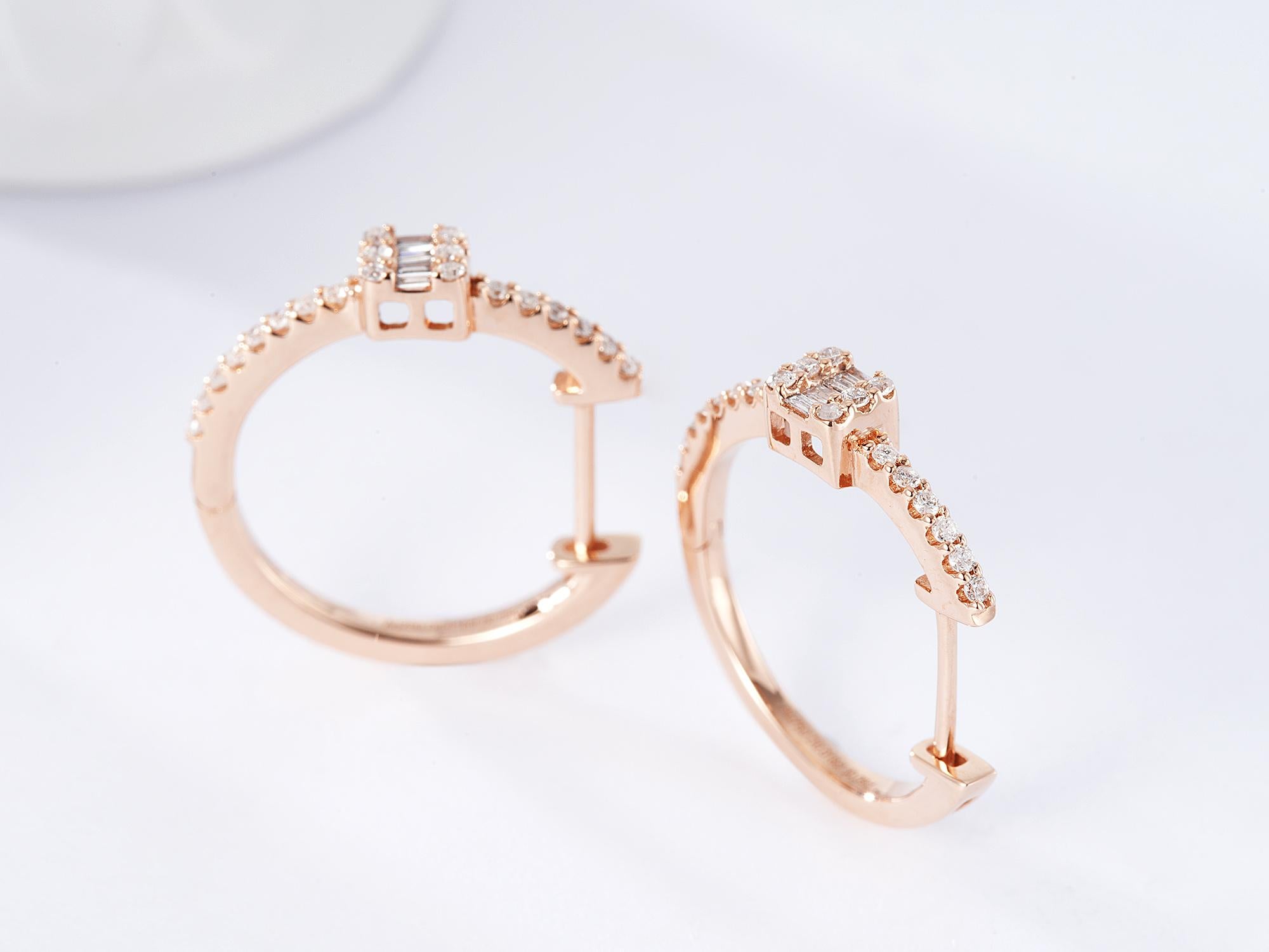 18K Yellow and White Gold Half-Hoop Earrings with Natural Square Diamond Accents In New Condition For Sale In Hong Kong, HK