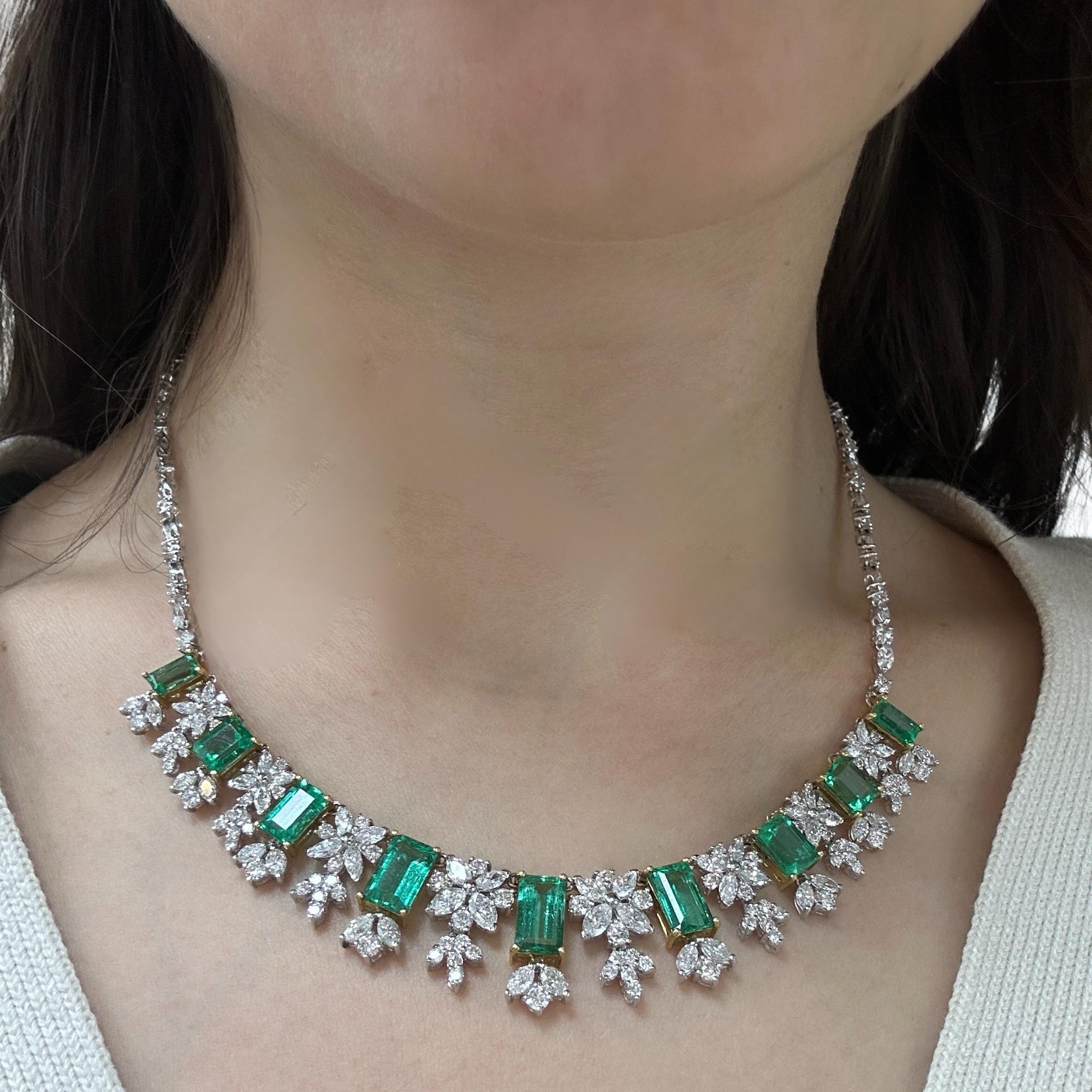 18K Yellow and White Gold Marquise Cut Diamond and Emerald Necklace For Sale 6