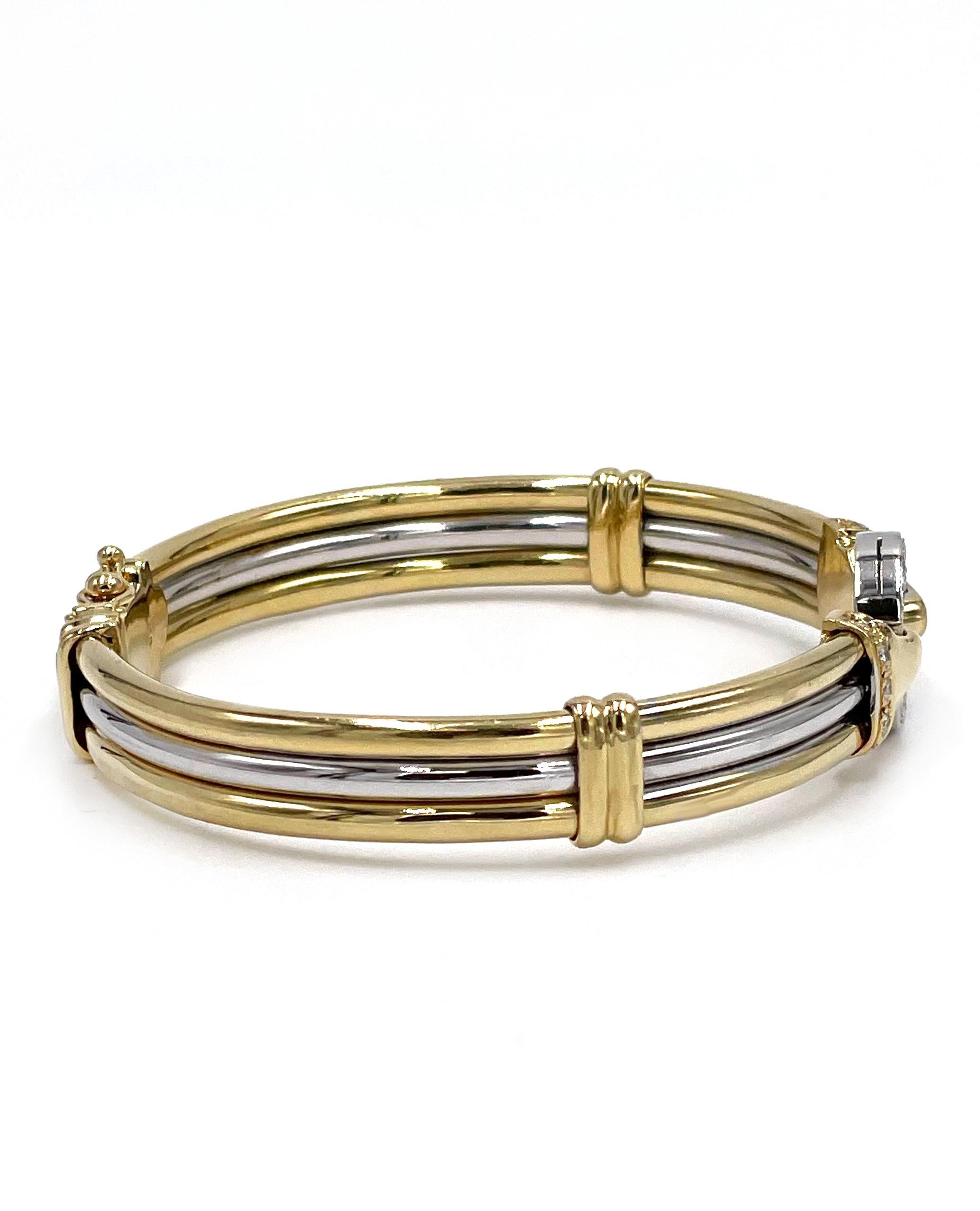 bracelet rigide en or jaune et blanc 18K, bicolore, avec diamants.  Le bracelet comporte un cercle rond garni de diamants ronds taille brillant sertis en pavé.  Le bracelet a un poids total de diamants de 0,40 carats. 

* Les diamants sont de