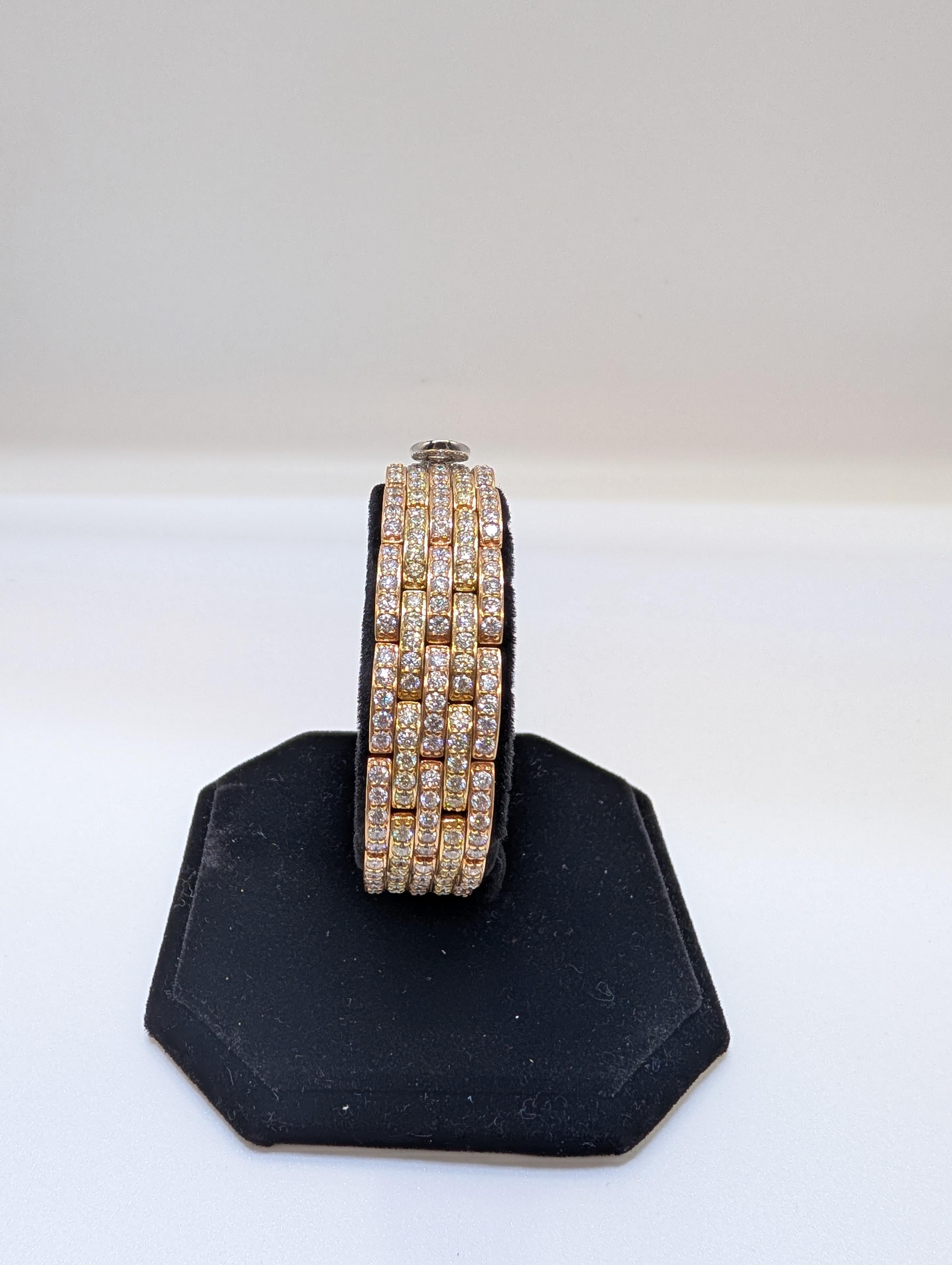 18K Yellow and White Gold Wide Bracelet Featuring 13.67ct in Round cut Diamonds In New Condition For Sale In New York, US