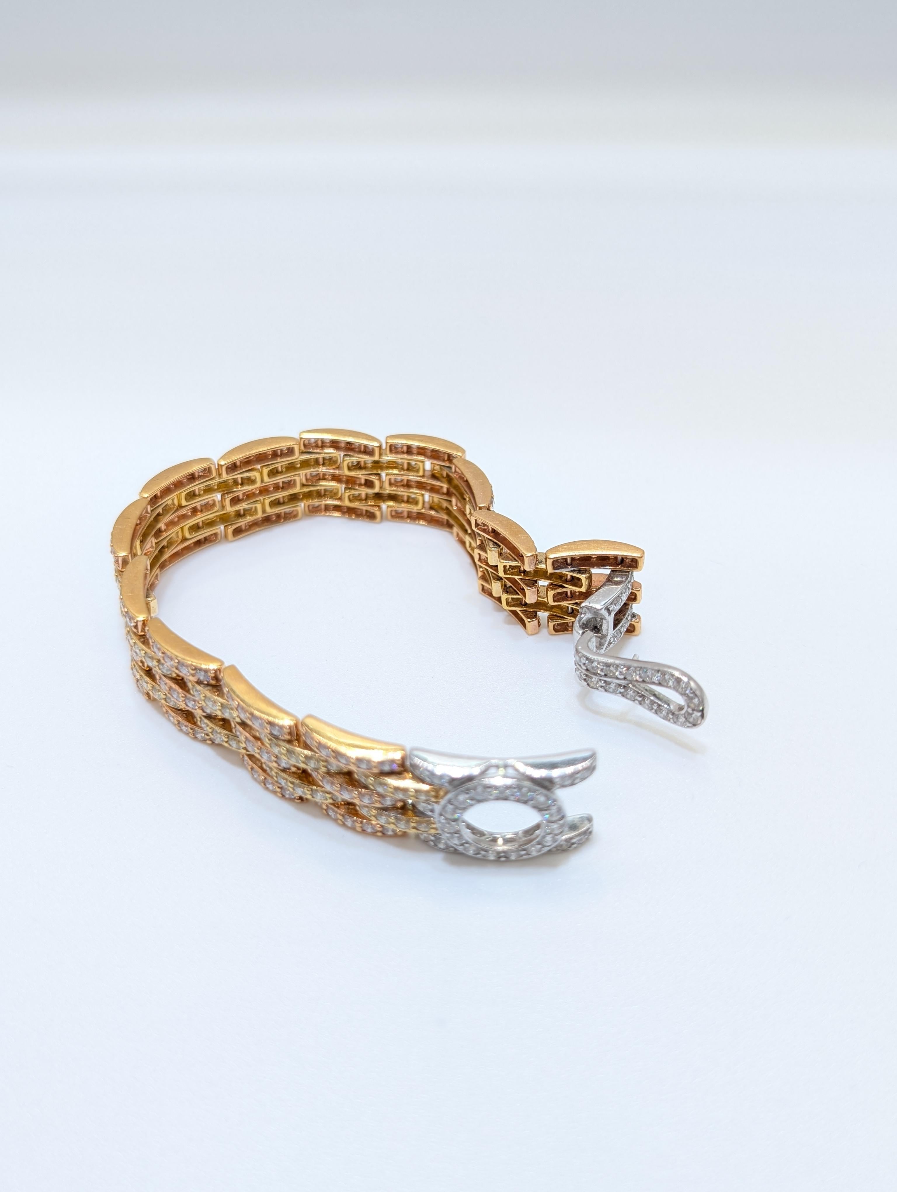 18K Yellow and White Gold Wide Bracelet Featuring 13.67ct in Round cut Diamonds For Sale 1