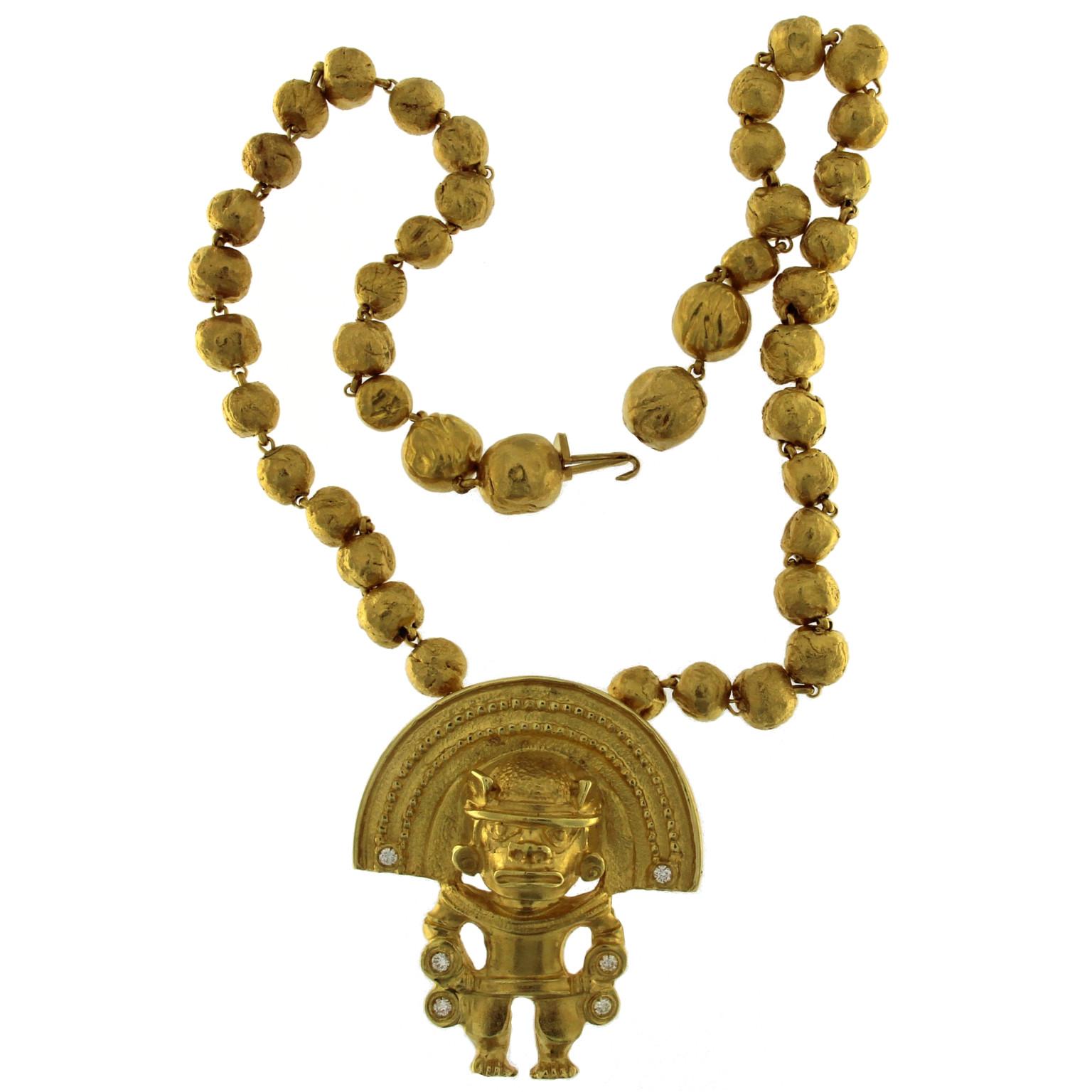 18 Karat Yellow Chain with Amulet In New Condition For Sale In Milano, Lombardia