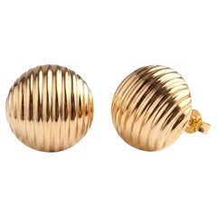 18K Yellow Gold Fluted Lever-Back Ear Clips, 0.60" x 0.50", New