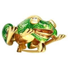 18K Yellow Gold 0.04 Carat Diamond Green Enamel Frog Brooch Pin