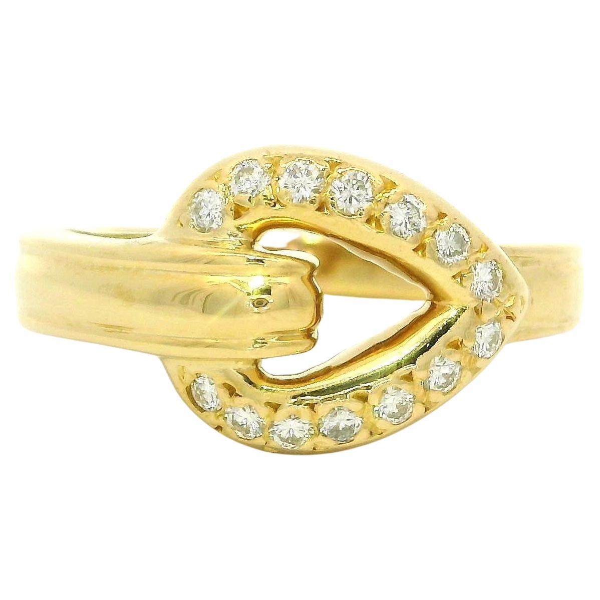 Anello con fibbia a cuore in oro giallo 18 carati con diamante da 0,12 carati ben fatto