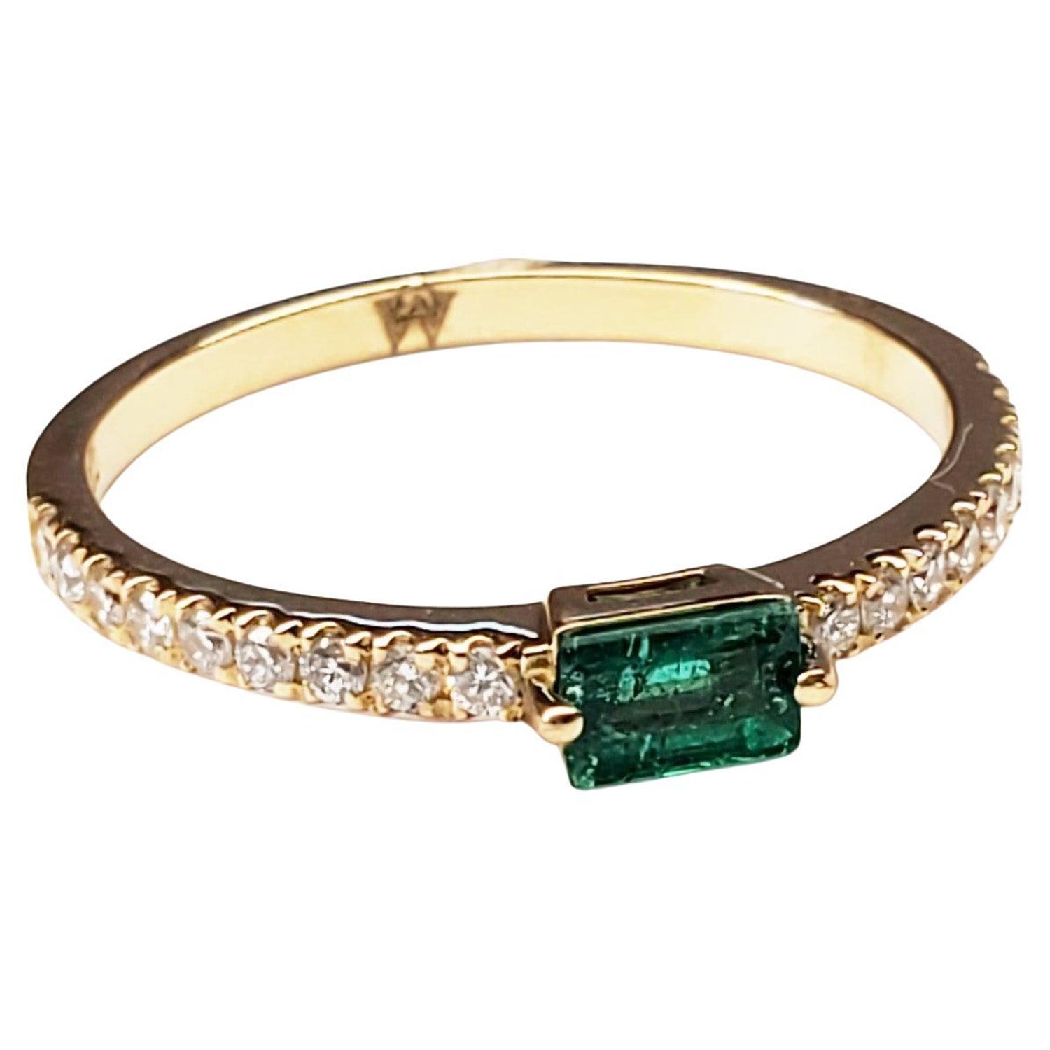 Customizable 18k Yellow Gold, 0.25 Ct Emerald and Diamond Regal Ring For  Sale at 1stDibs