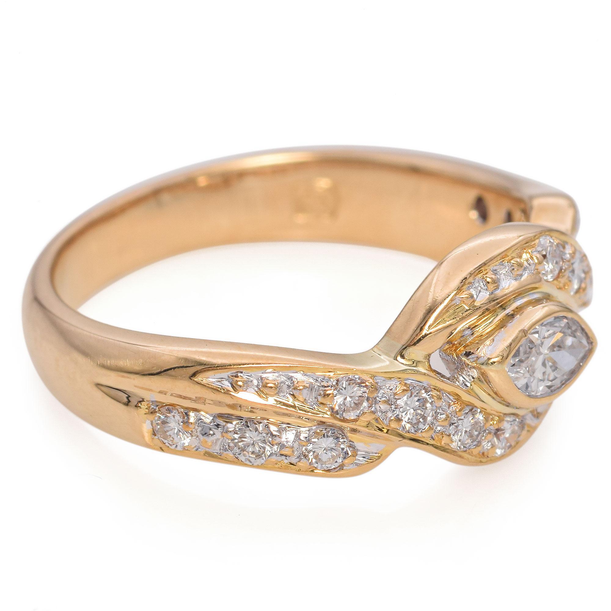 Taglio marquise Anello nuziale in oro giallo 18K con diamante da 0,30 TCW in vendita