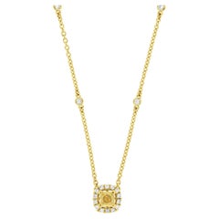 Collier en or jaune 18 carats avec halo de diamants jaunes taille coussin de 0,31 carat