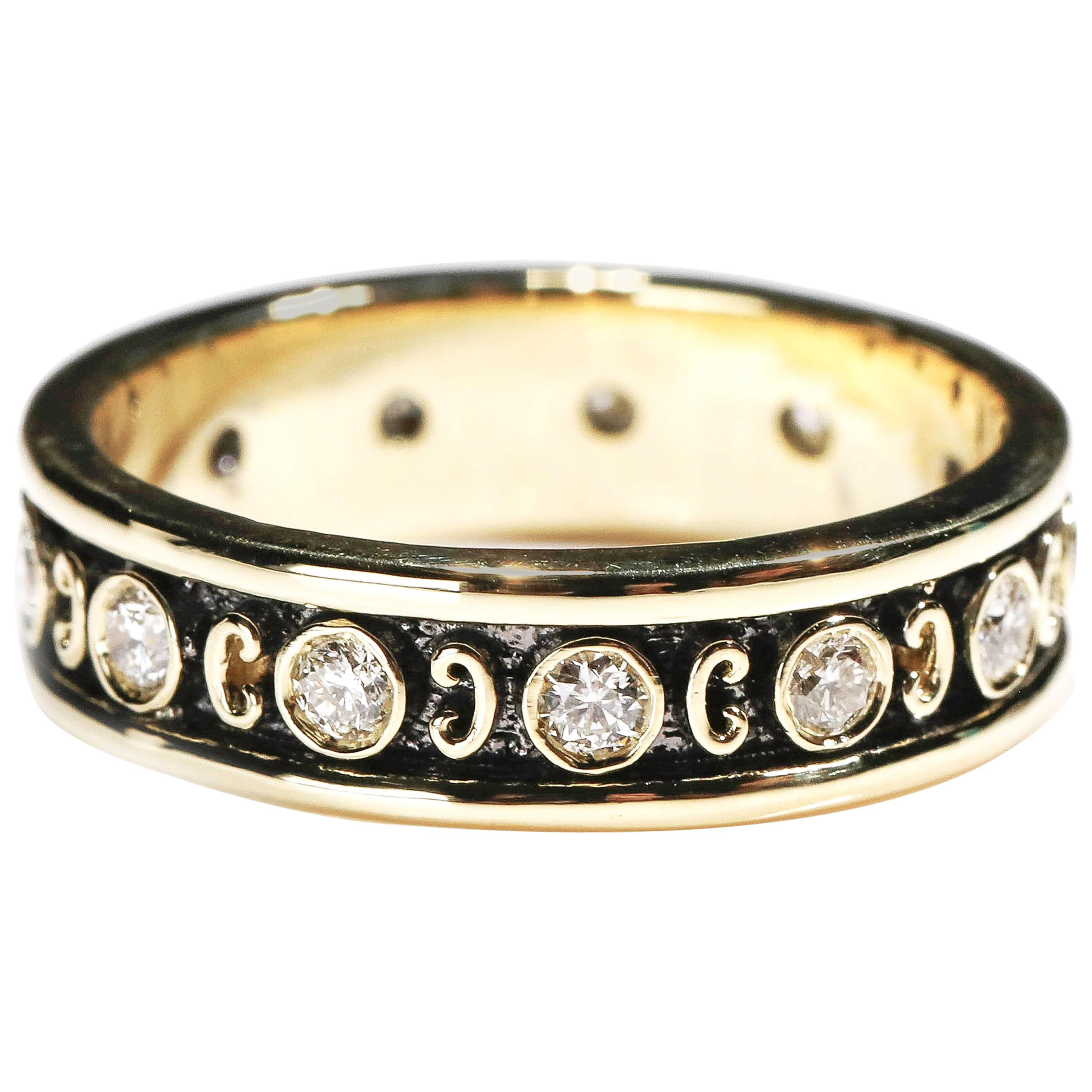 18 Karat Yellow Gold 0.35 Carat Round Diamond Band Ring US Size 6