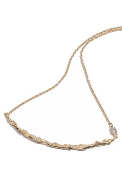 18k Yellow Gold 0.435 Total Carat White Diamond Textured Coral Choker