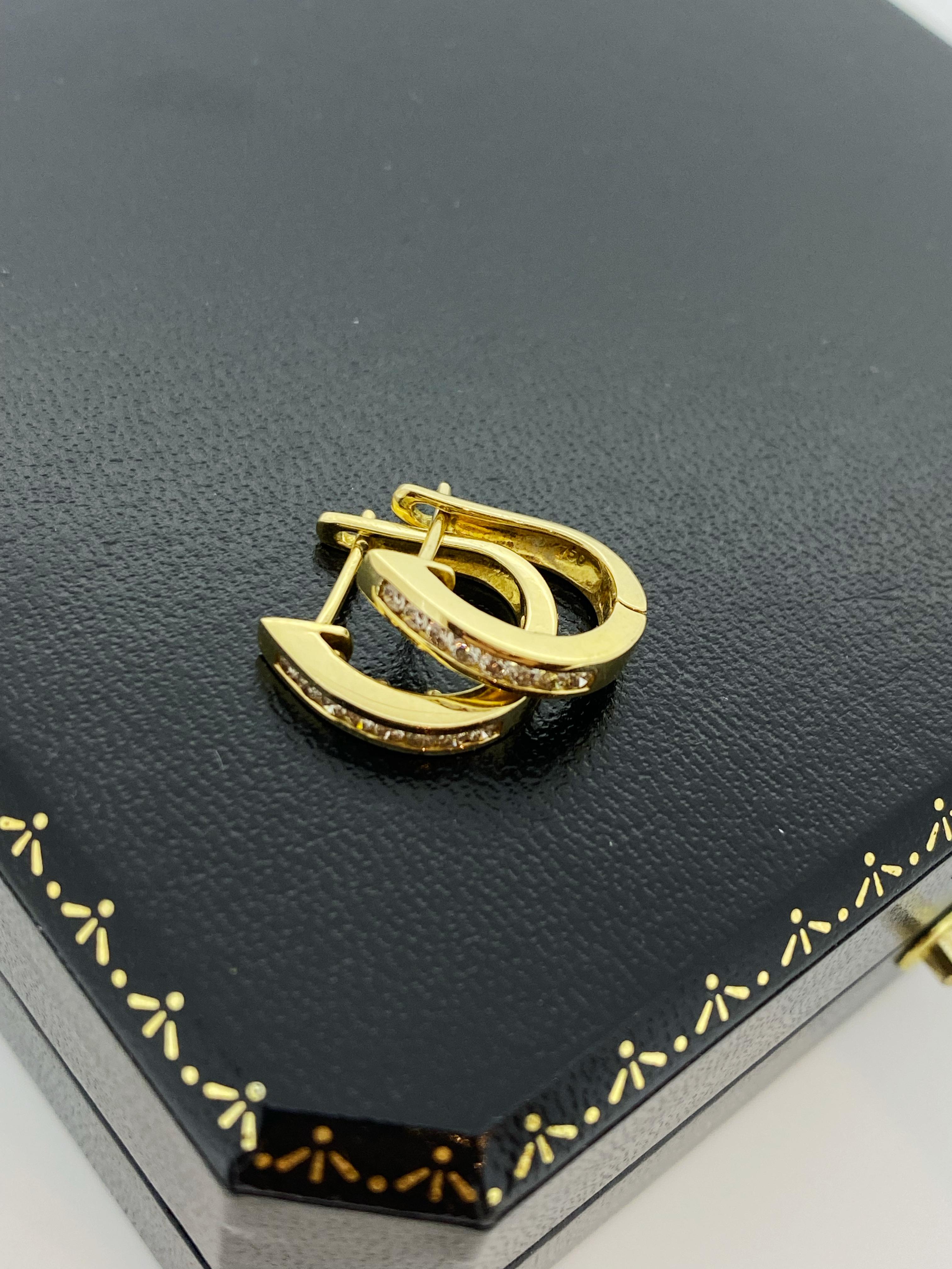 Pendientes de medio aro de oro amarillo de 18 quilates y diamantes de 0,45 ct, cierres ingleses, 15 mm de largo. Retro