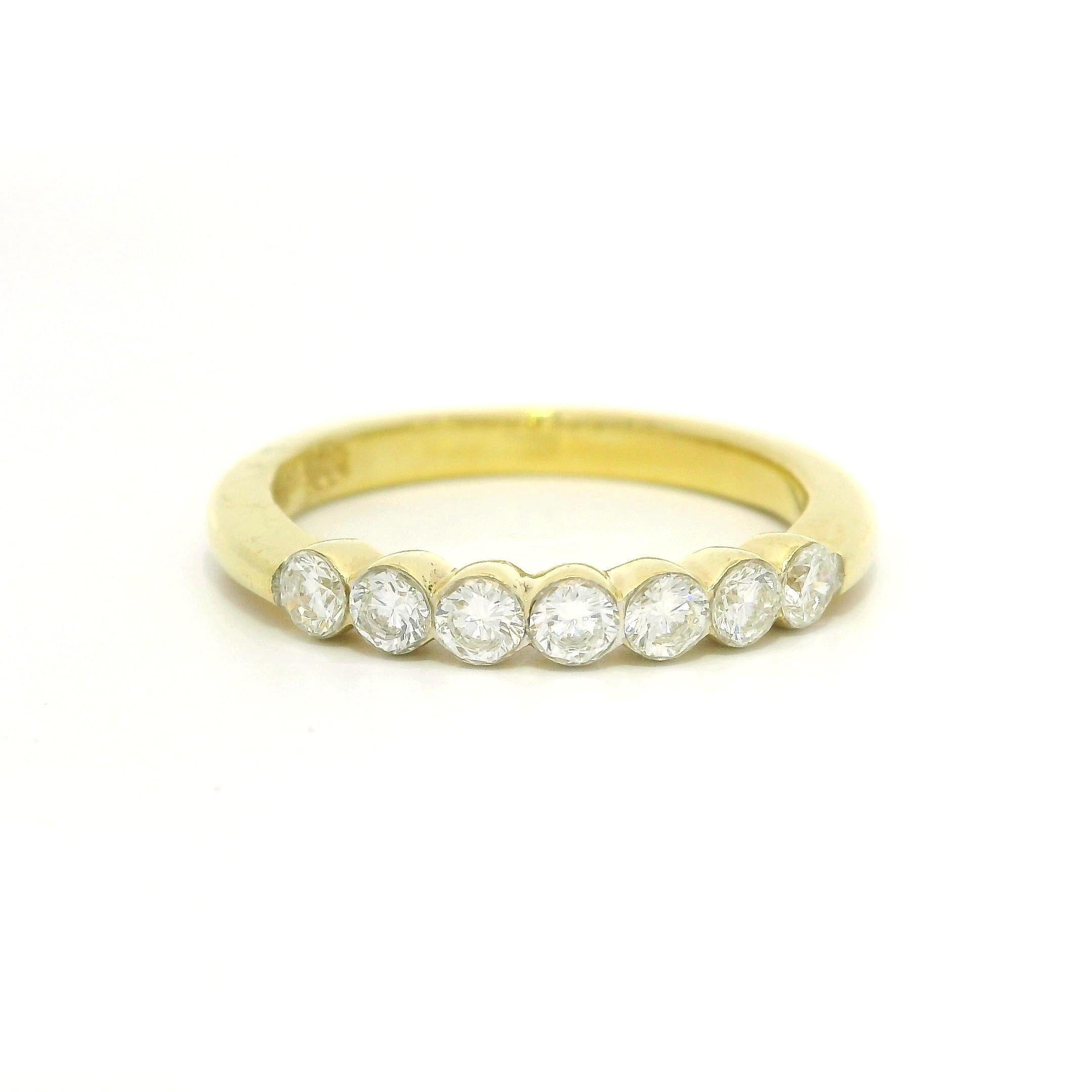 18k Gelbgold 0,50ctw Lünette Runde Diamant Low Profile 7 Stein Band Ring im Angebot 3