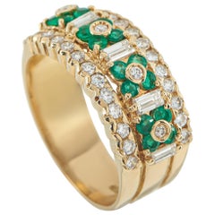 18K Yellow Gold 0.55ct Diamond and Emerald Ring MF20-110625