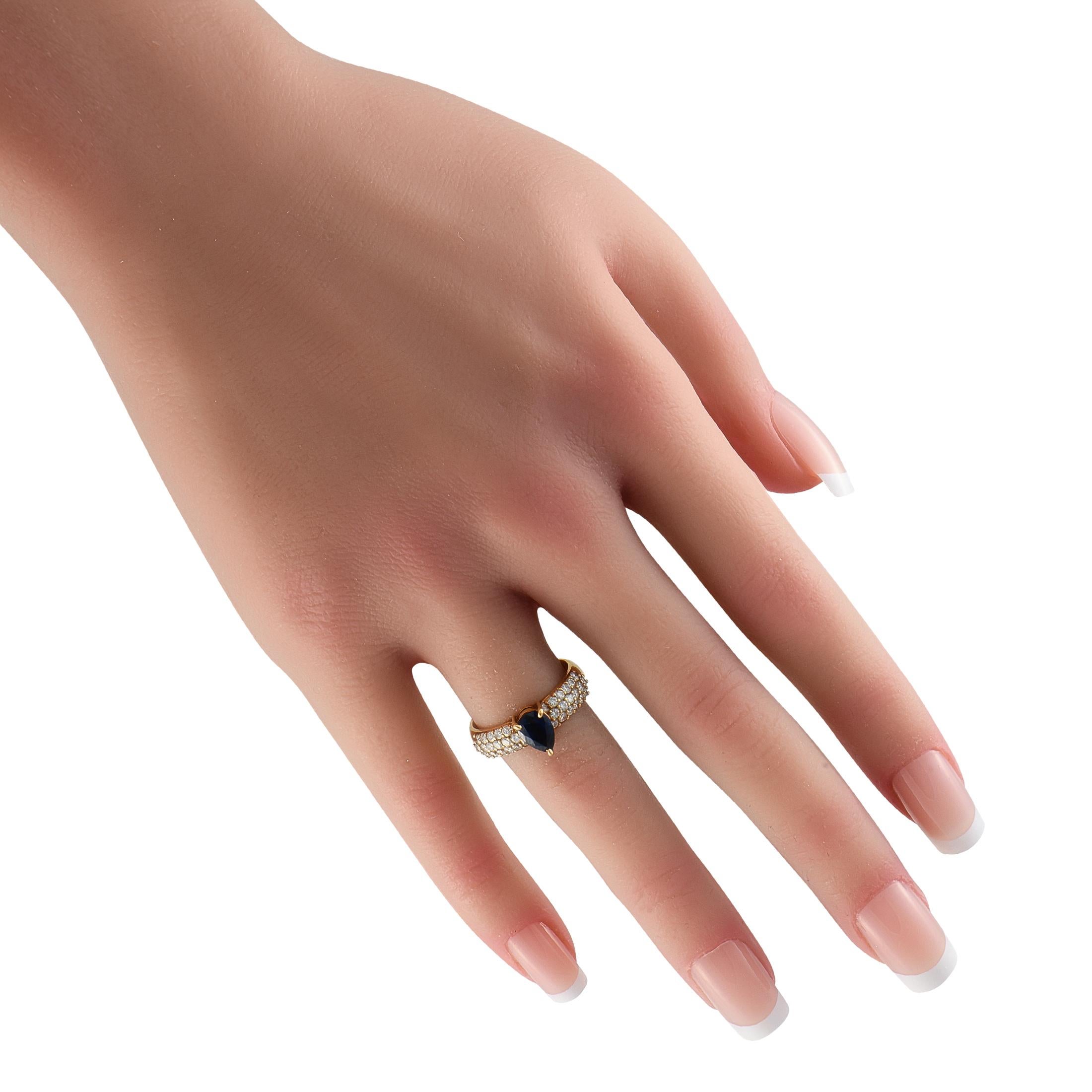 Round Cut 18K Yellow Gold 0.61ct Diamond and Sapphire Ring