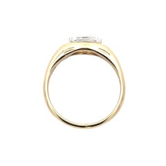 18K Yellow Gold 0.64 Carat Weight Marquise East to West Diamond Ring