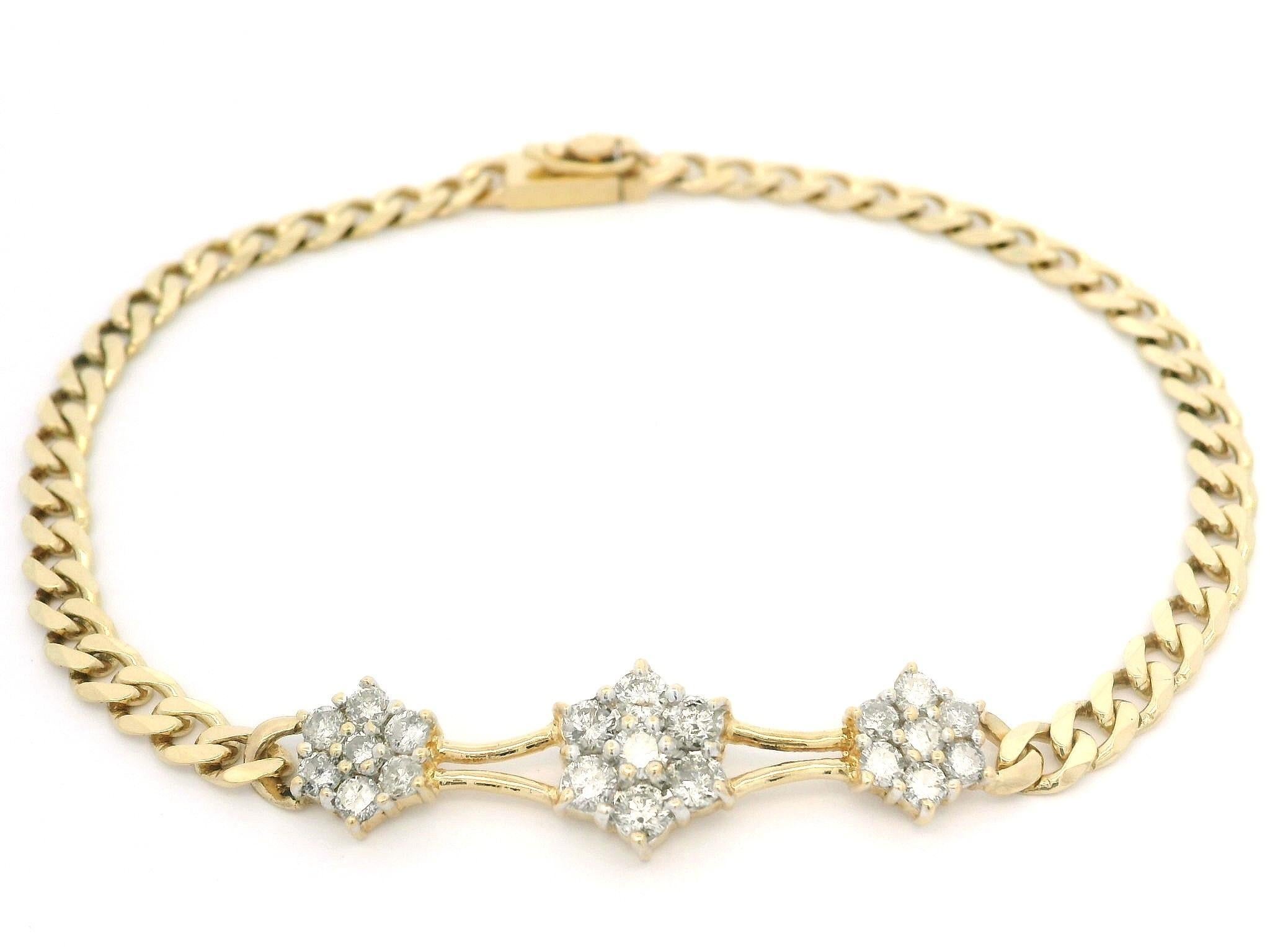 Bracelet à maillons en or jaune 18 carats avec 3 grappes de diamants de 0,75 carat poids total en vente 1