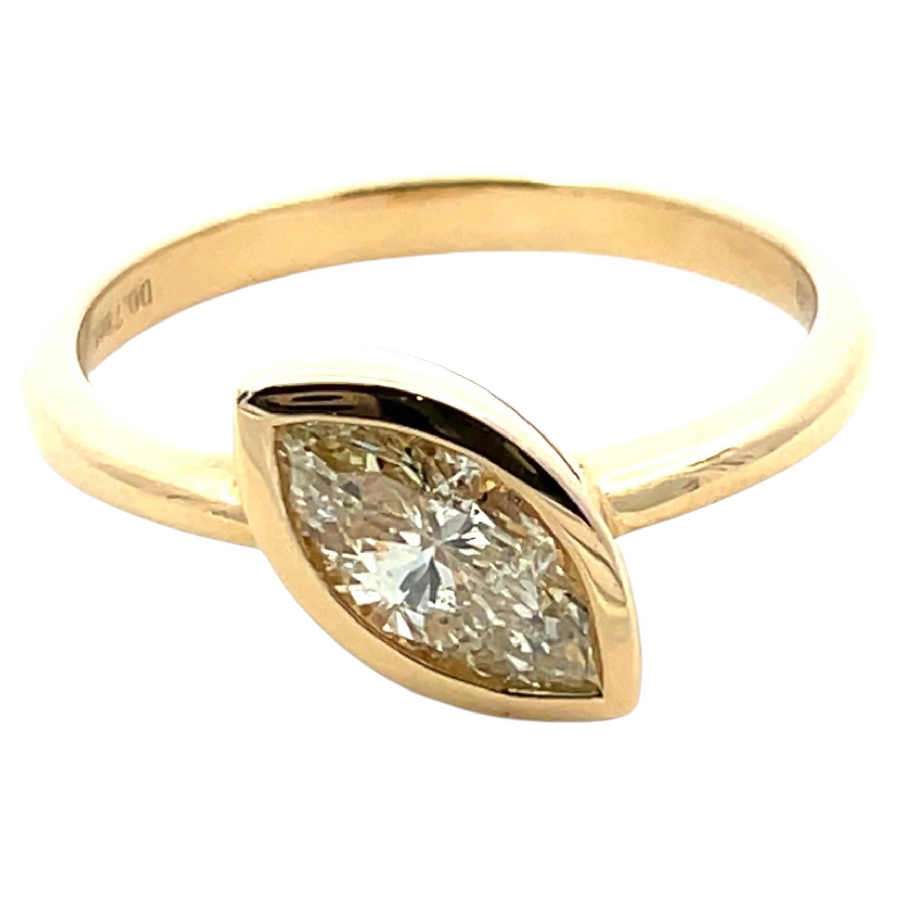18K Gelbgold 0,78 Karat Gesamtgewicht Marquise Diamant Lünette Set Ring