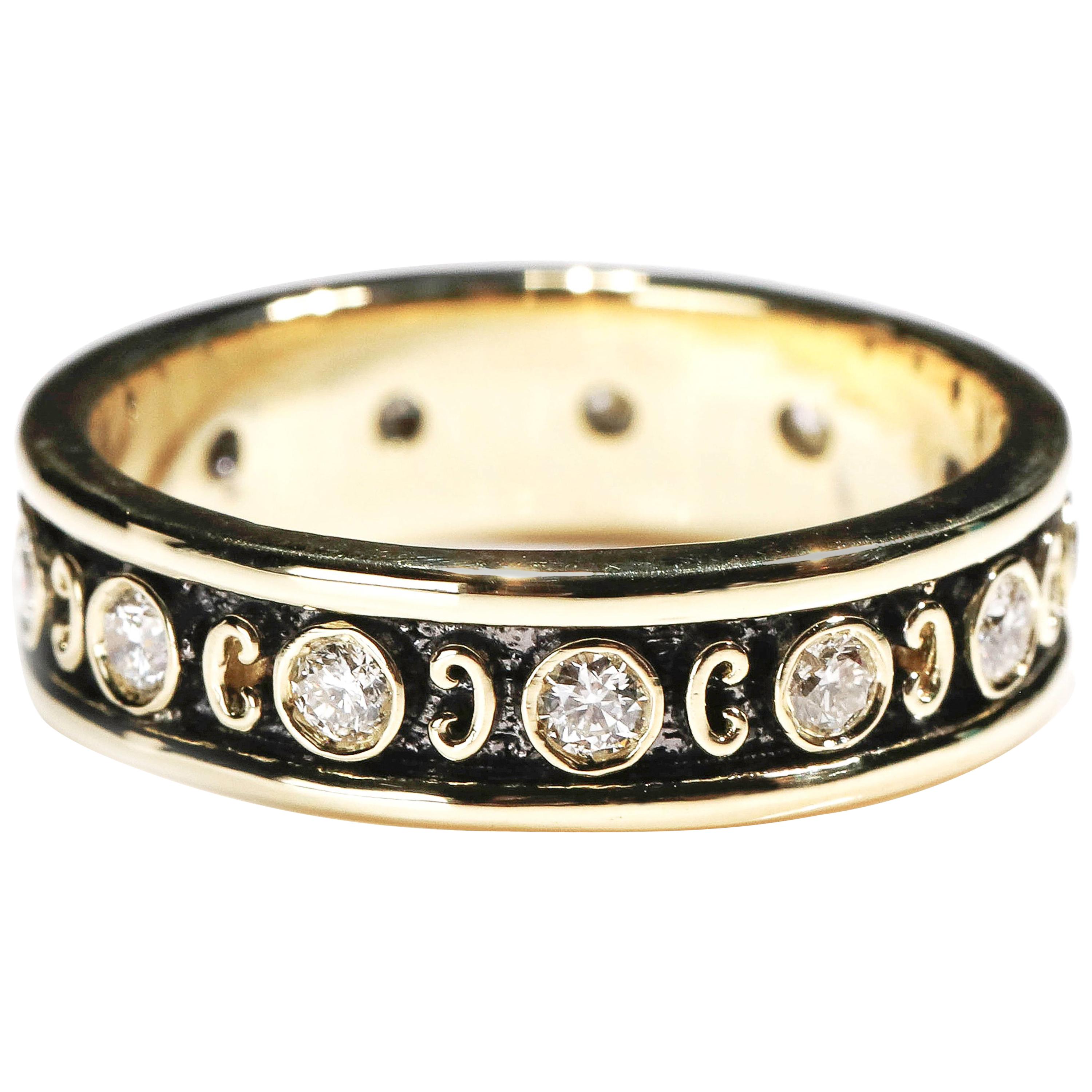 18 Karat Yellow Gold 0.80 Carat Round Cut Diamond Full Band Ring US Size 6