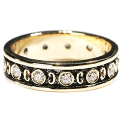 18 Karat Yellow Gold 0.80 Carat Round Cut Diamond Full Band Ring US Size 5