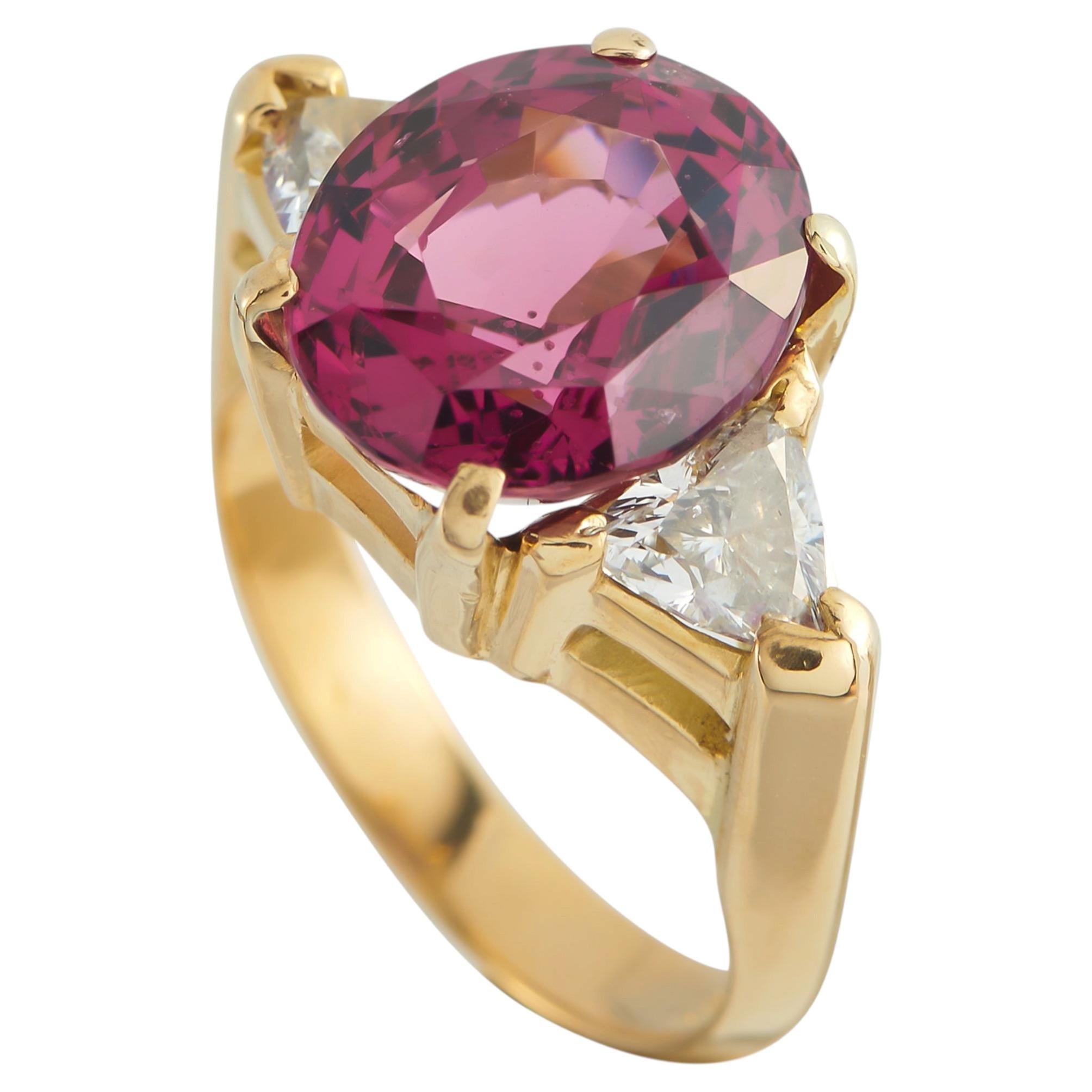 18K Yellow Gold 0.80ct Diamond and Spinel Ring MF15-051326
