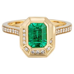 18k Yellow Gold 0.95 Carat Muzo Emerald & Diamond Alternative Engagement Ring