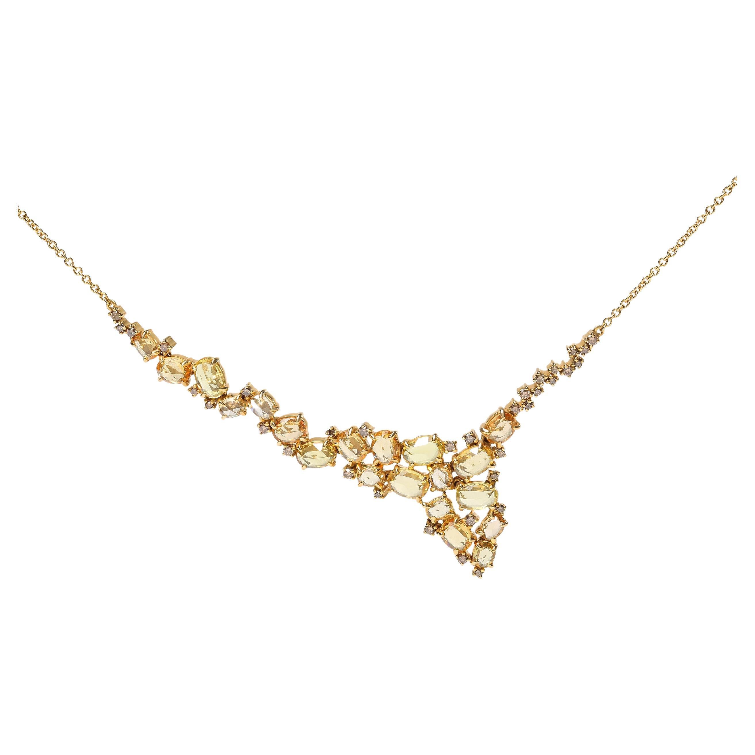 18K Gelbgold 1/2 Karat Brown Diamant & Oval Gelber Saphir Station Halskette im Angebot
